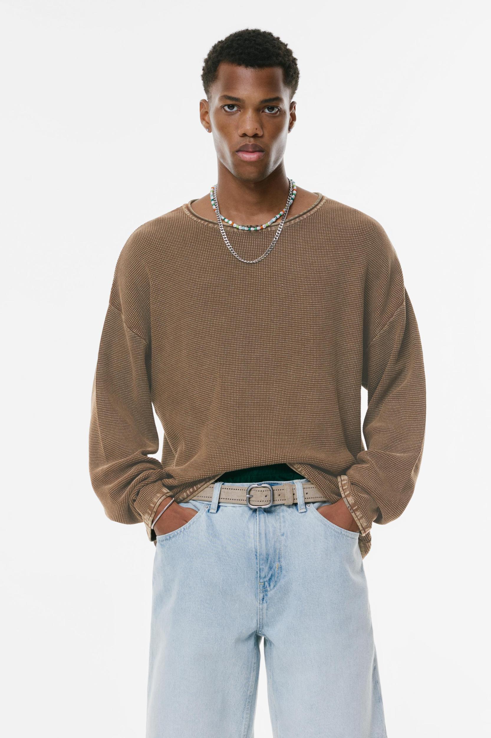 Jumper with piping Product Image