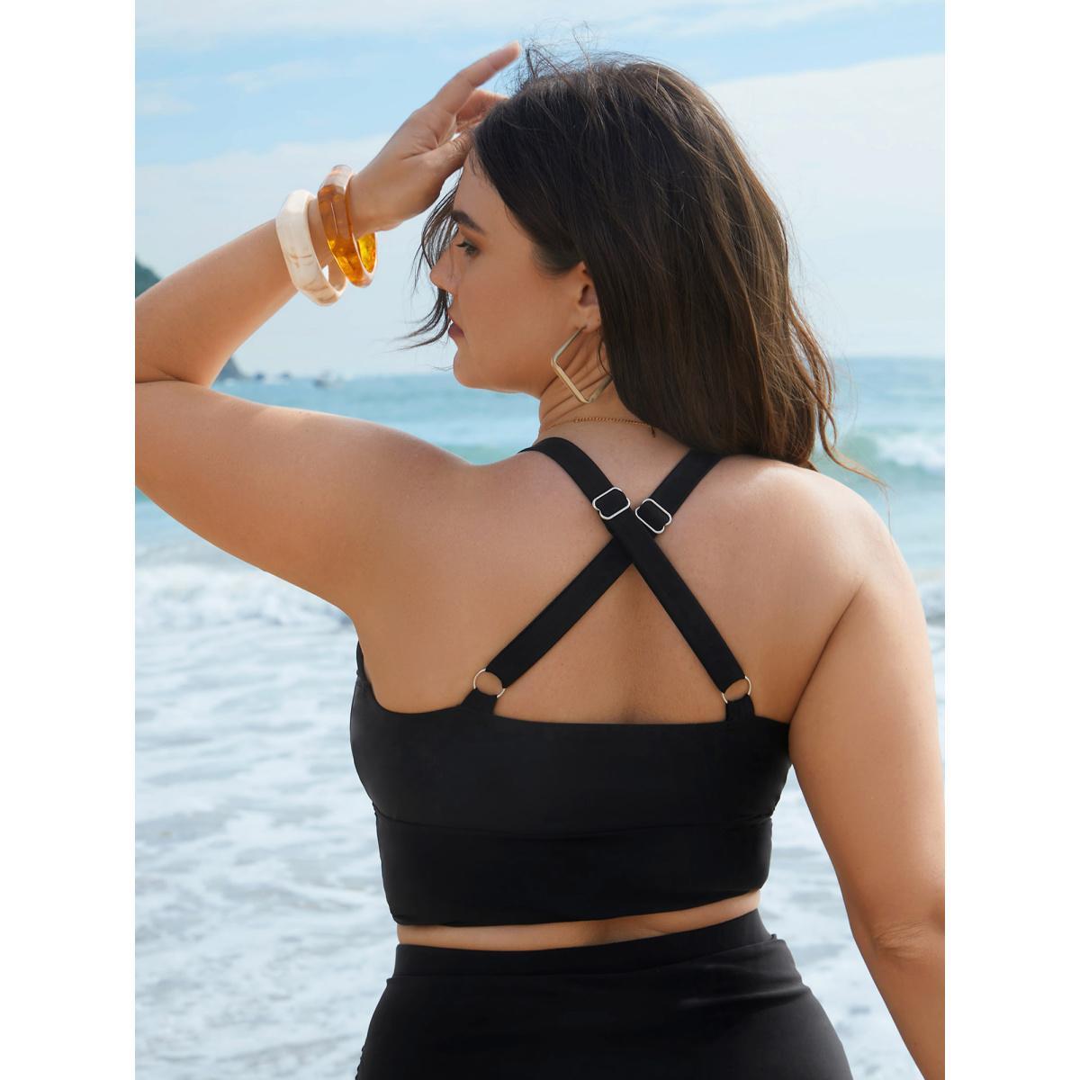 Plus Size Cut-Out Twisted-Front Swim Top Women's Swimwear Black Beach Gathered High stretch Skinny Heart neckline Curve Swim Tops BloomChic 12/L Product Image