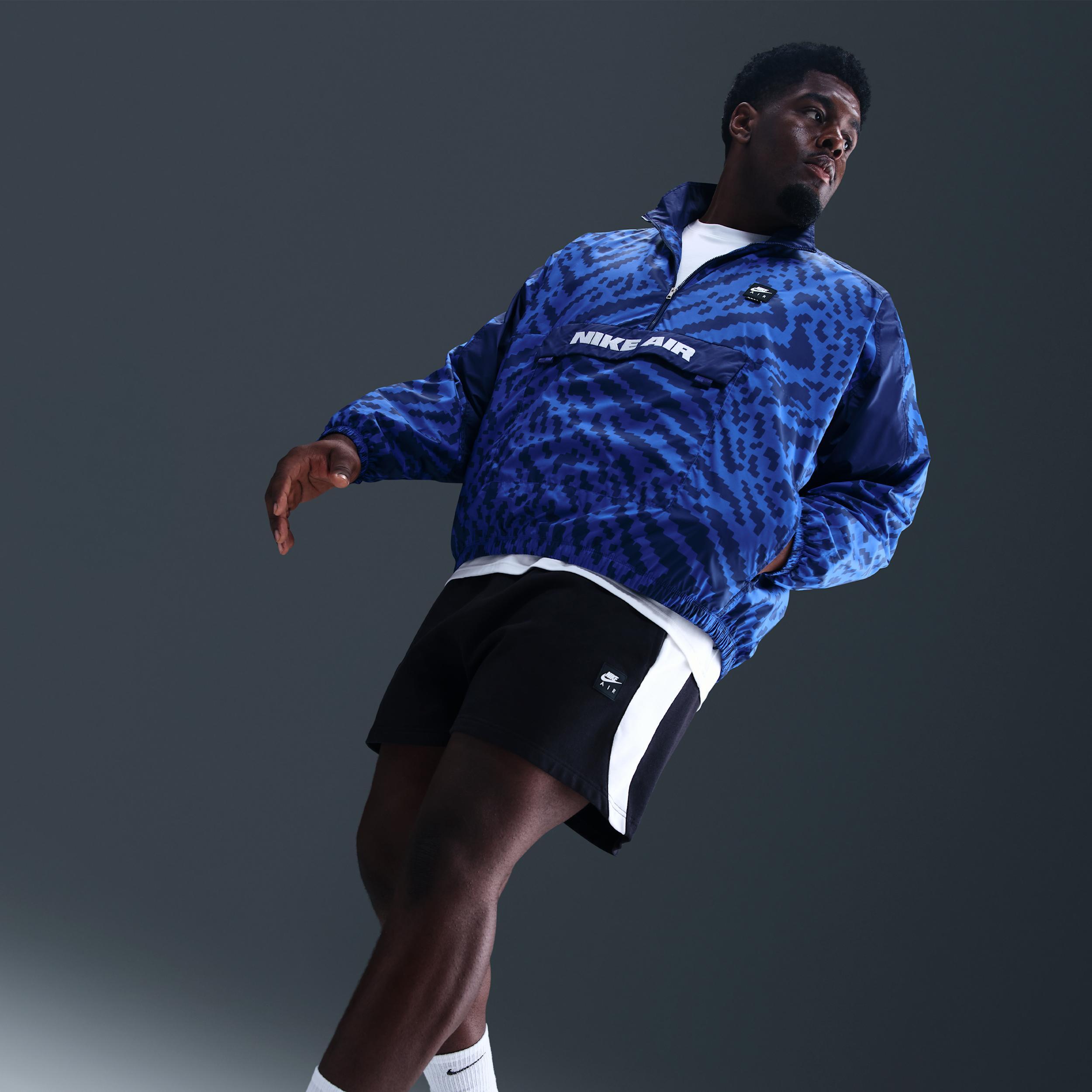 Nike Air Men's Half-Zip Jacket Product Image