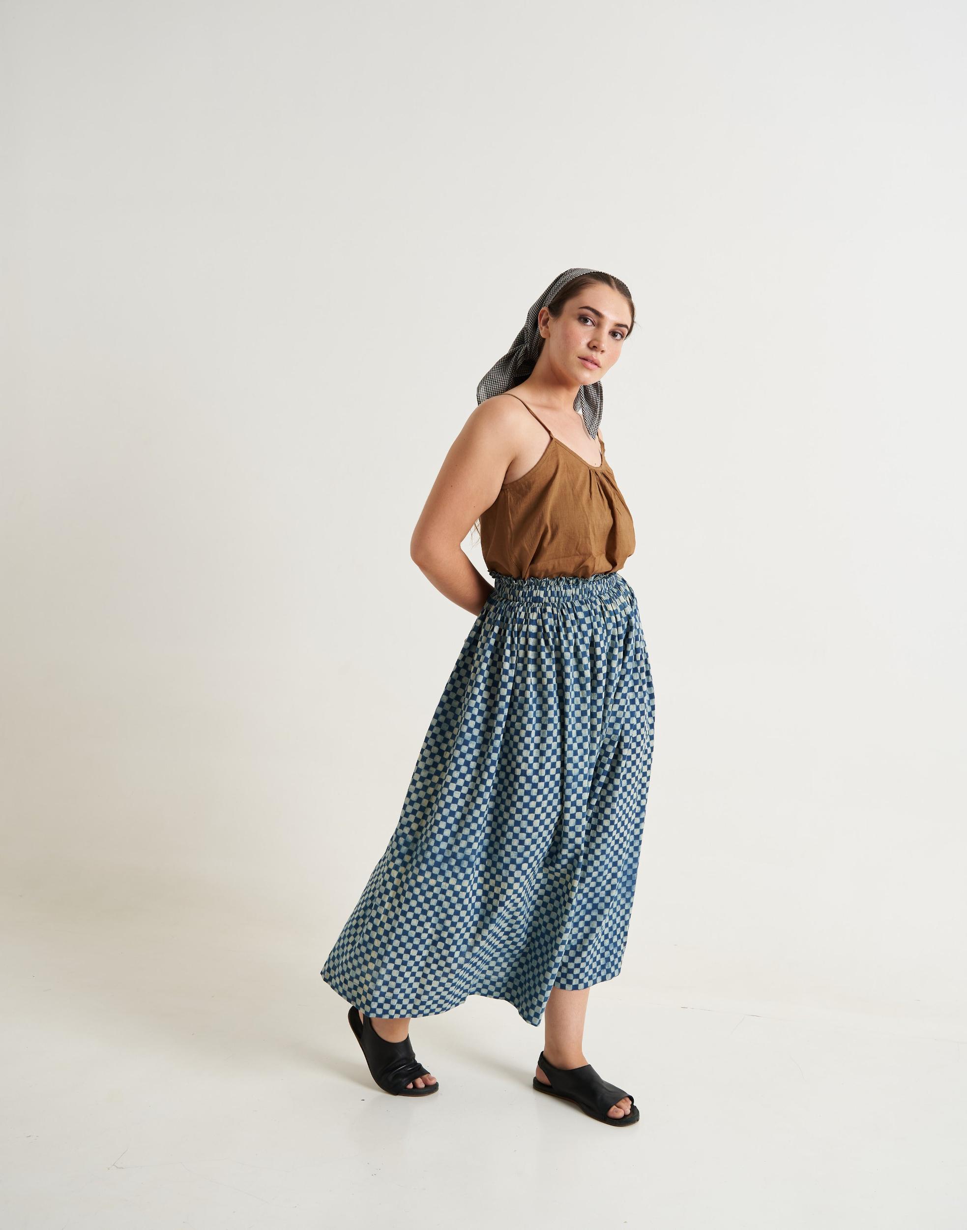 Block printed indigo skirt Product Image