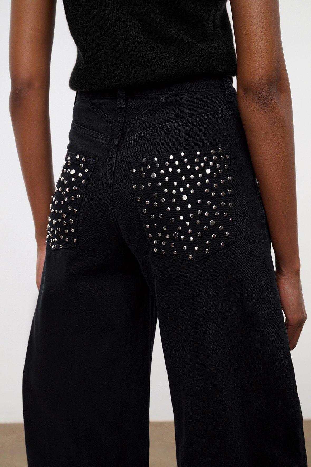 JACKSON STUDDED BARREL JEAN | BLACK Product Image