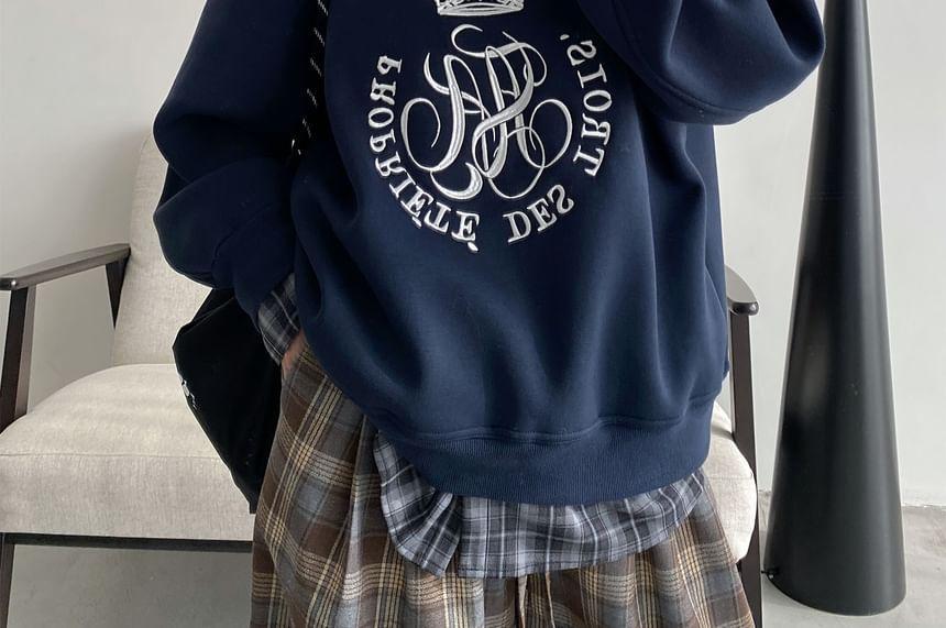 Crew Neck Lettering Plaid Panel Pullover Product Image