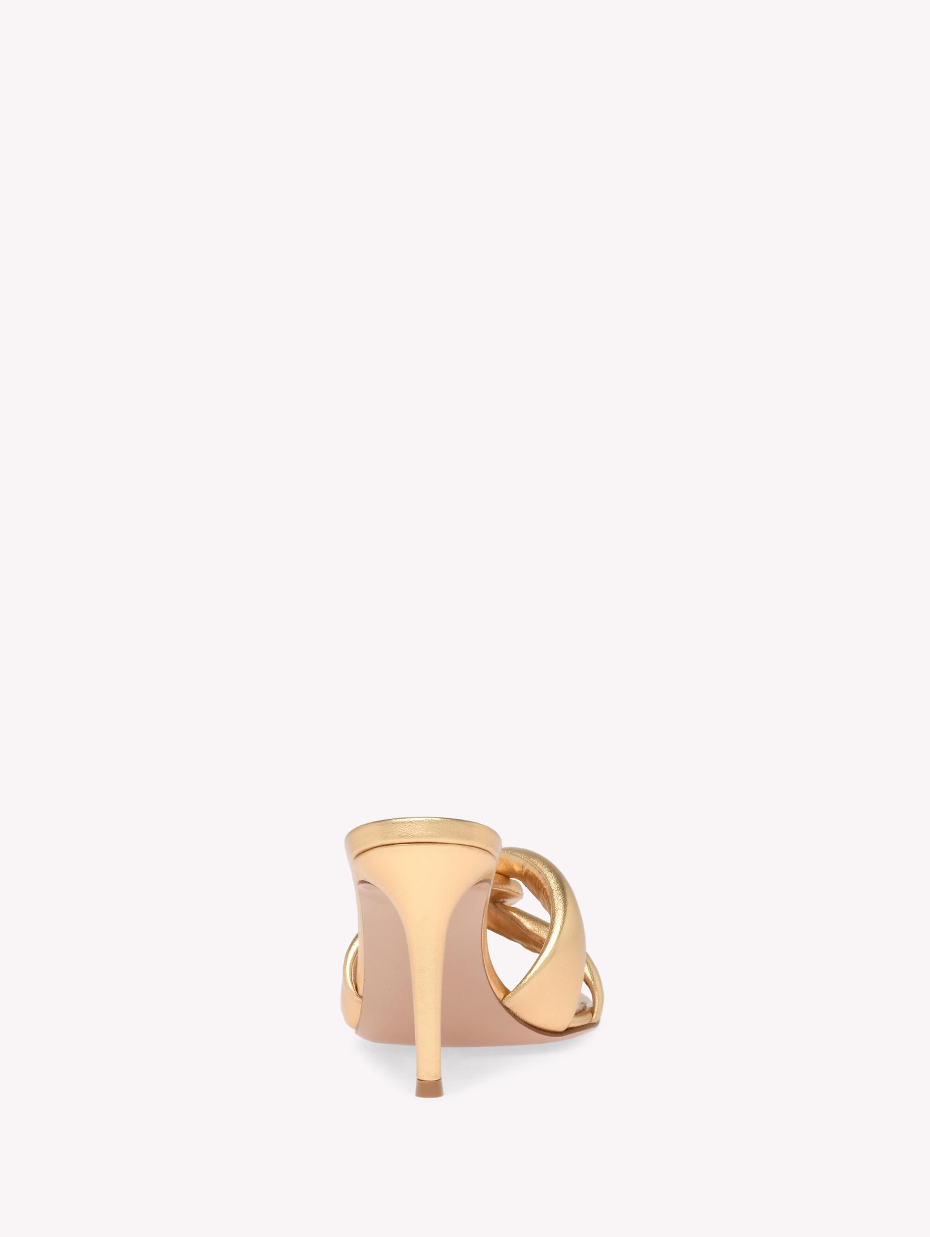 AMOUR Gianvito Rossi Product Image