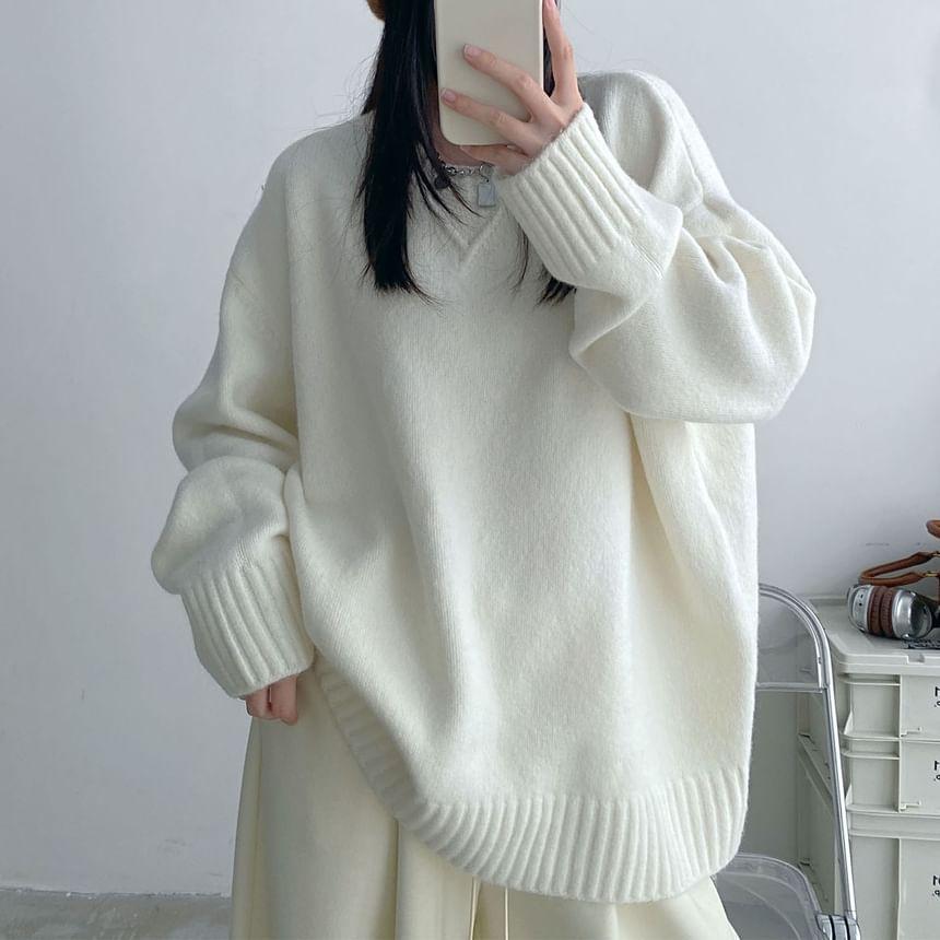 Drop Shoulder Round Neck Plain Oversized Sweater Product Image
