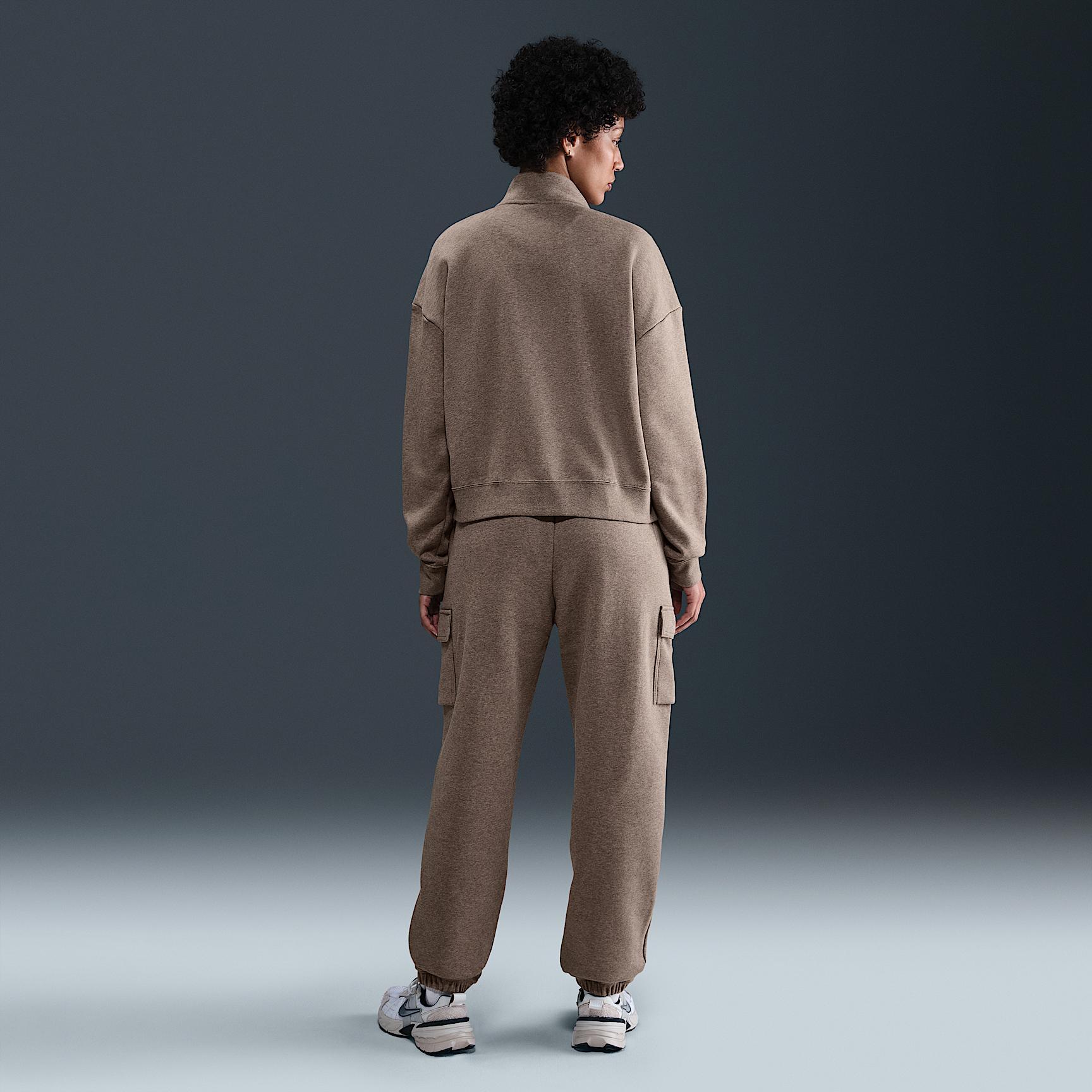 Women's Nike Sportswear Club Fleece Mid-Rise Oversized Cargo Sweatpants Product Image