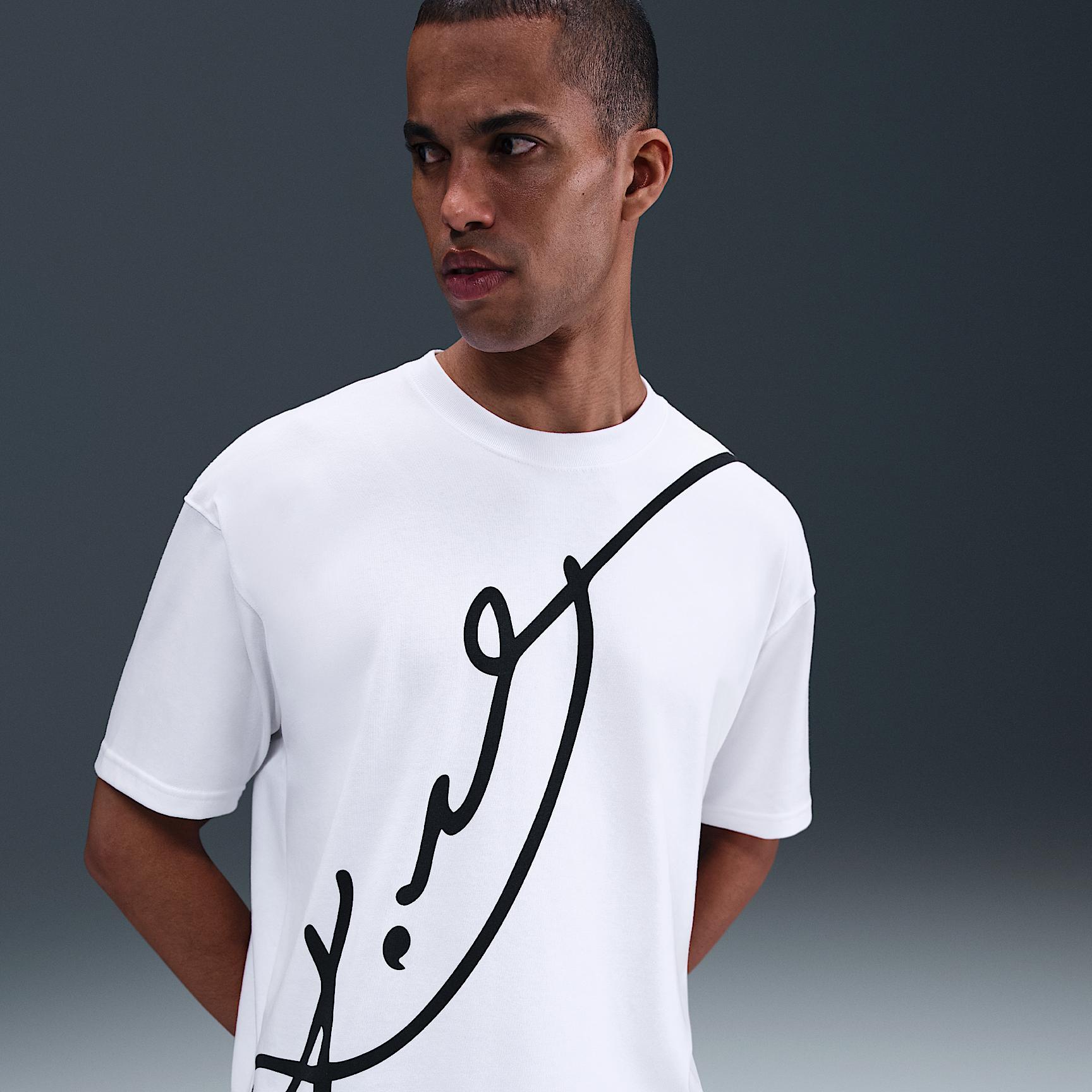 Kobe Men's Dri-FIT Basketball T-Shirt Product Image