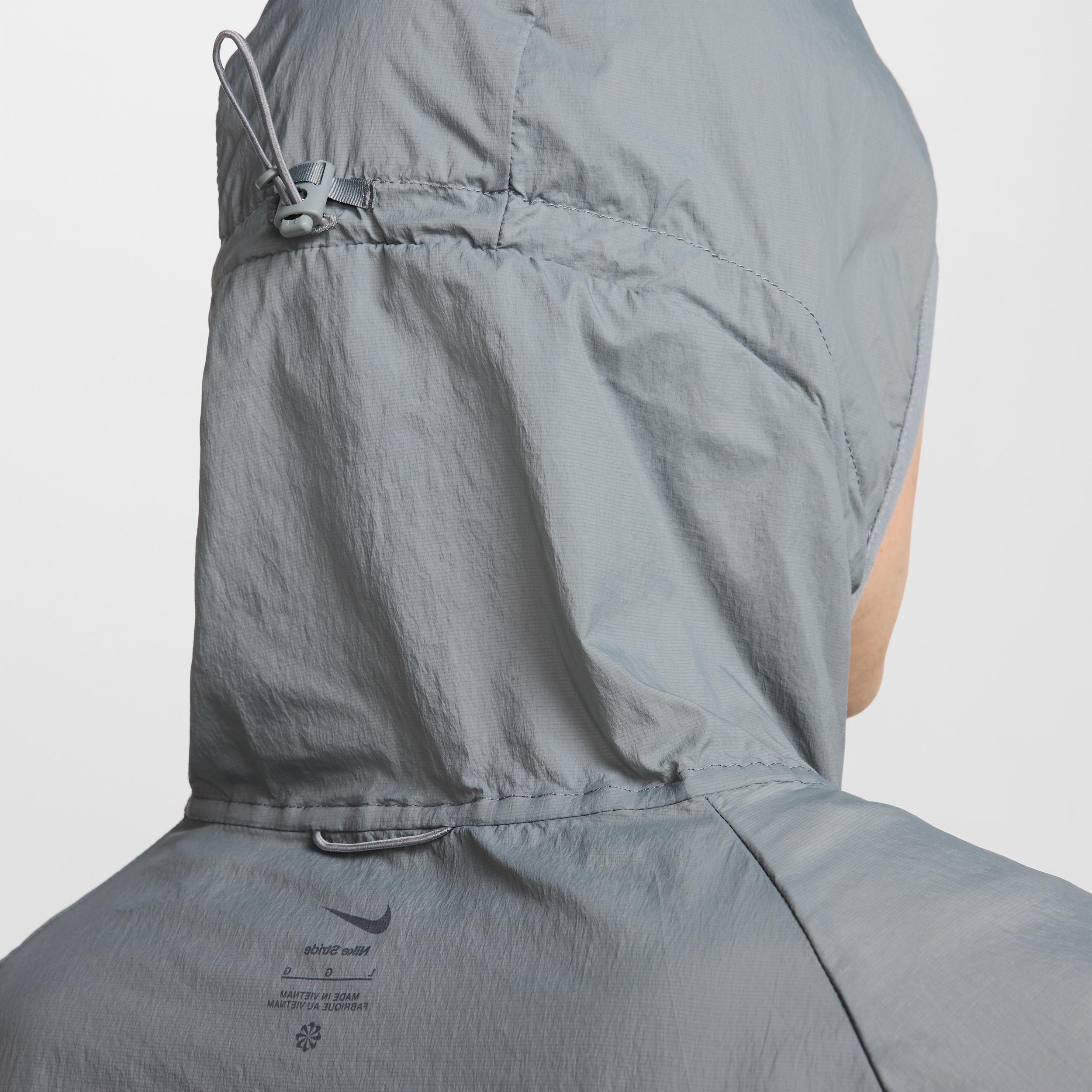 Nike Men's Stride Repel UV Running Jacket Product Image