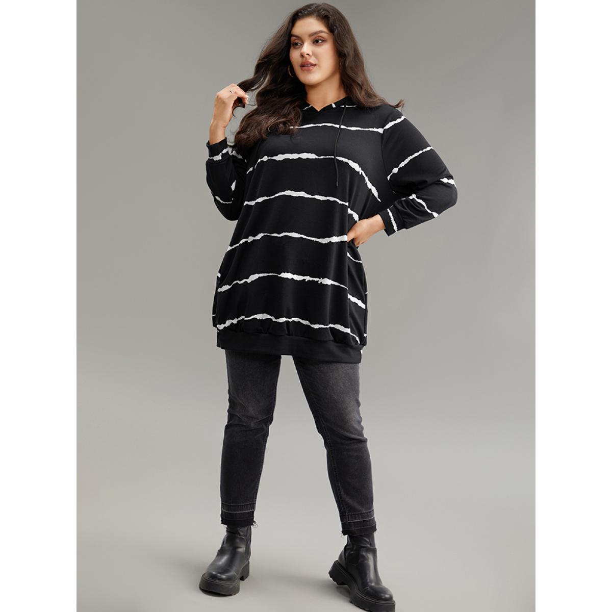 Plus Size Striped Pocket Hooded Drawstring Sweatshirt Women Black Casual Printed Hooded Dailywear Sweatshirts BloomChic 14-16/1X Product Image