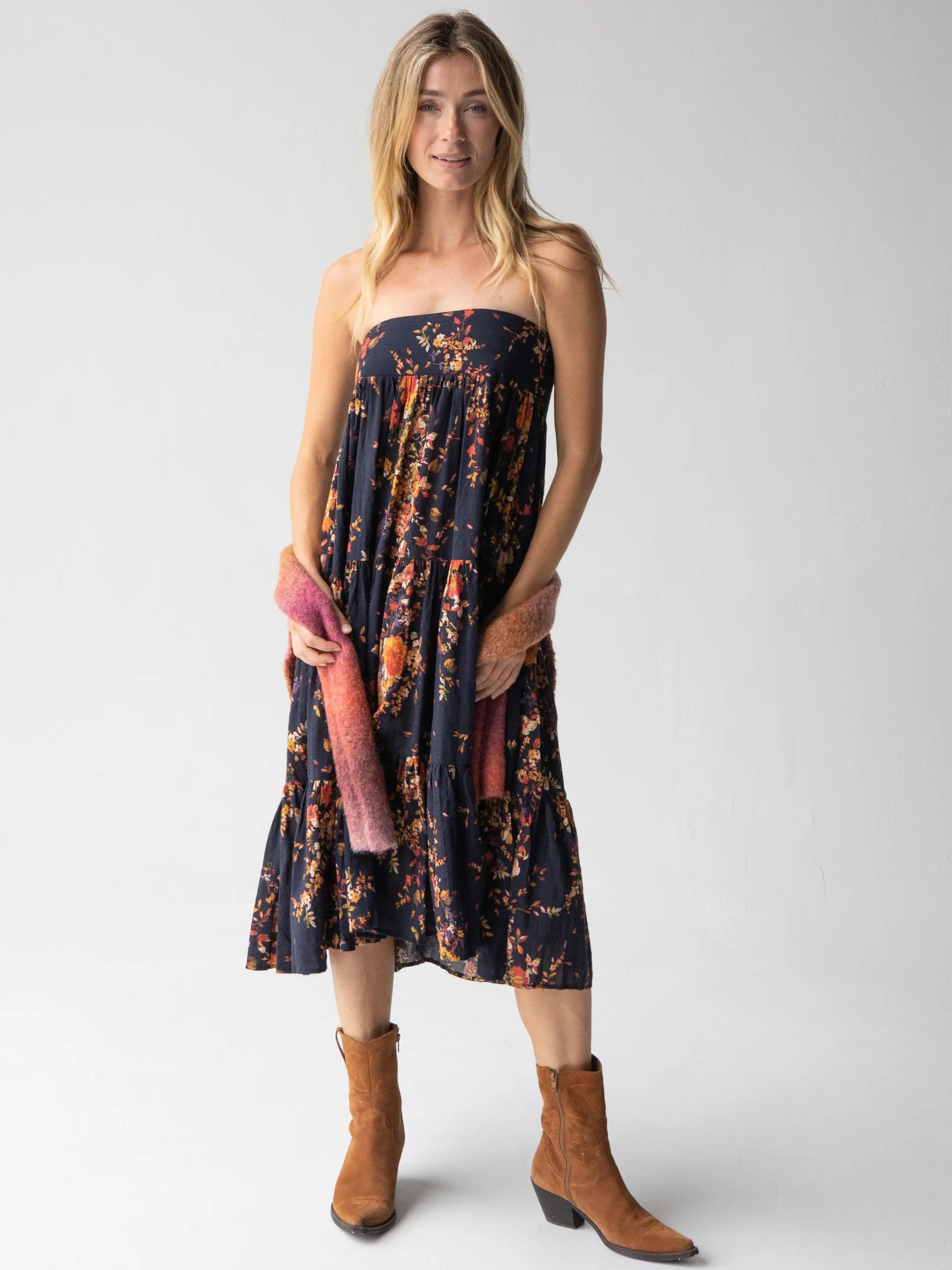 Hanna Convertible Maxi Skirt - Navy Red Bouquets Product Image