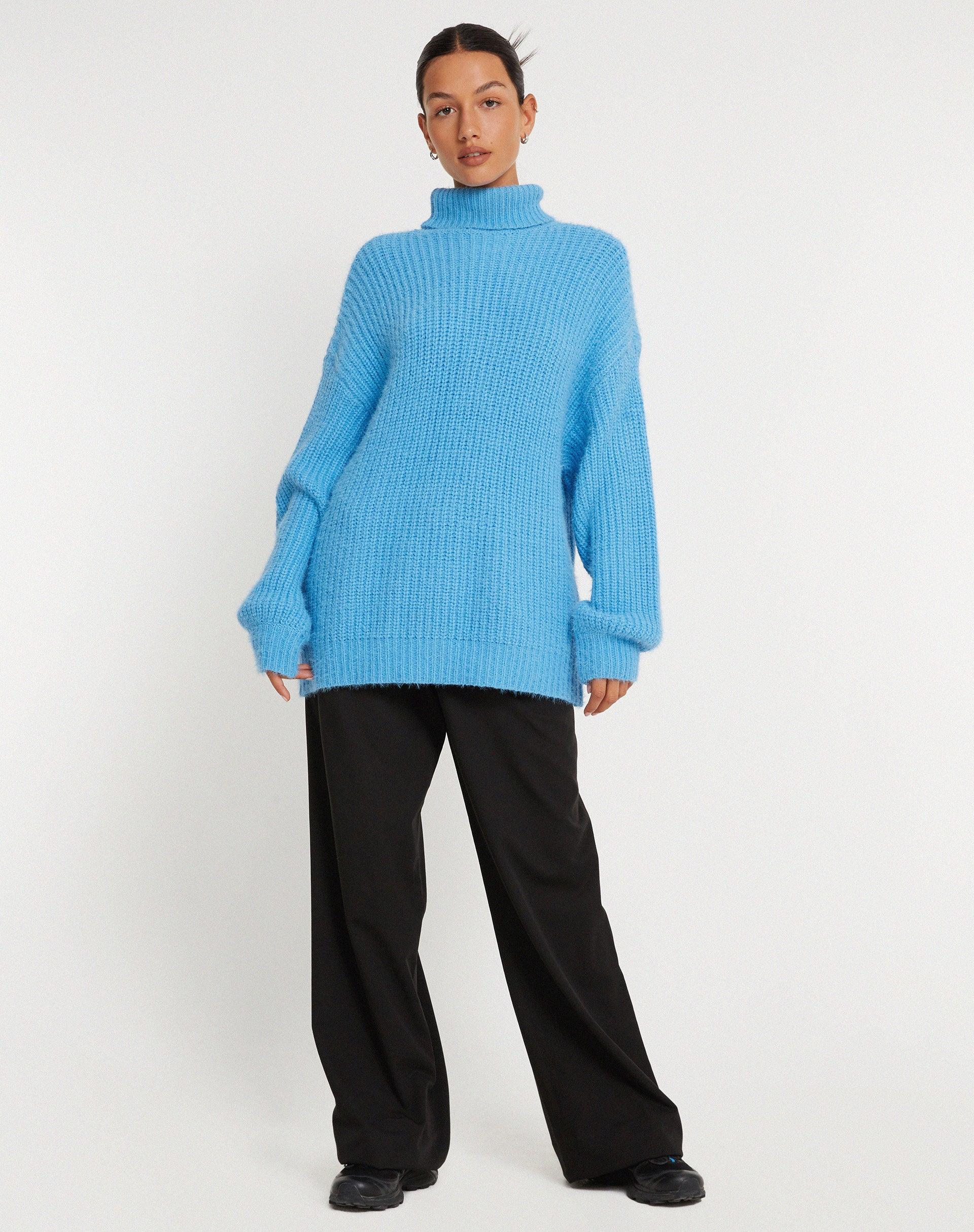Mada Jumper in Knit Blue Product Image