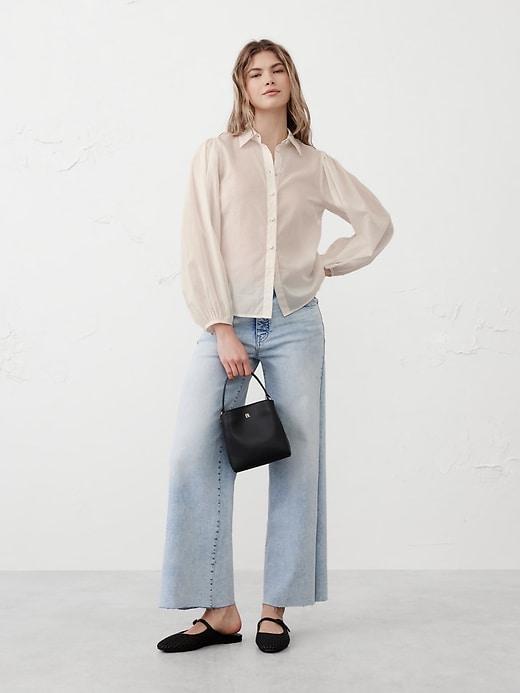 Puff- Sleeve Shirt Product Image