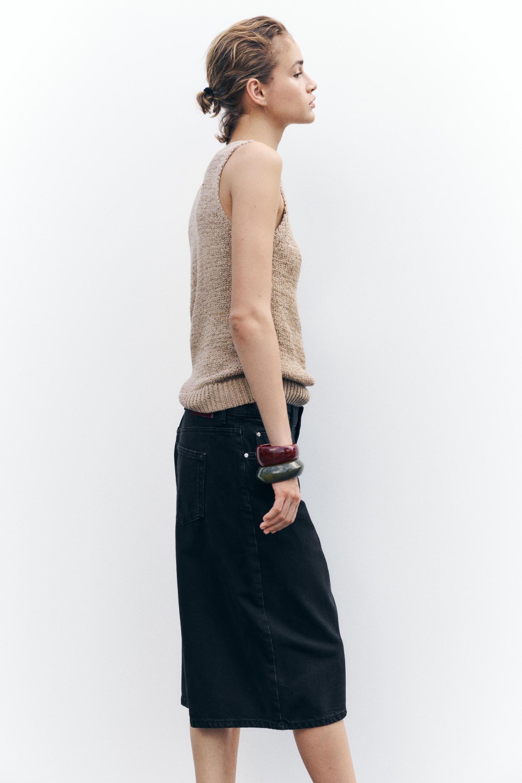 RUSTIC KNIT TOP Product Image