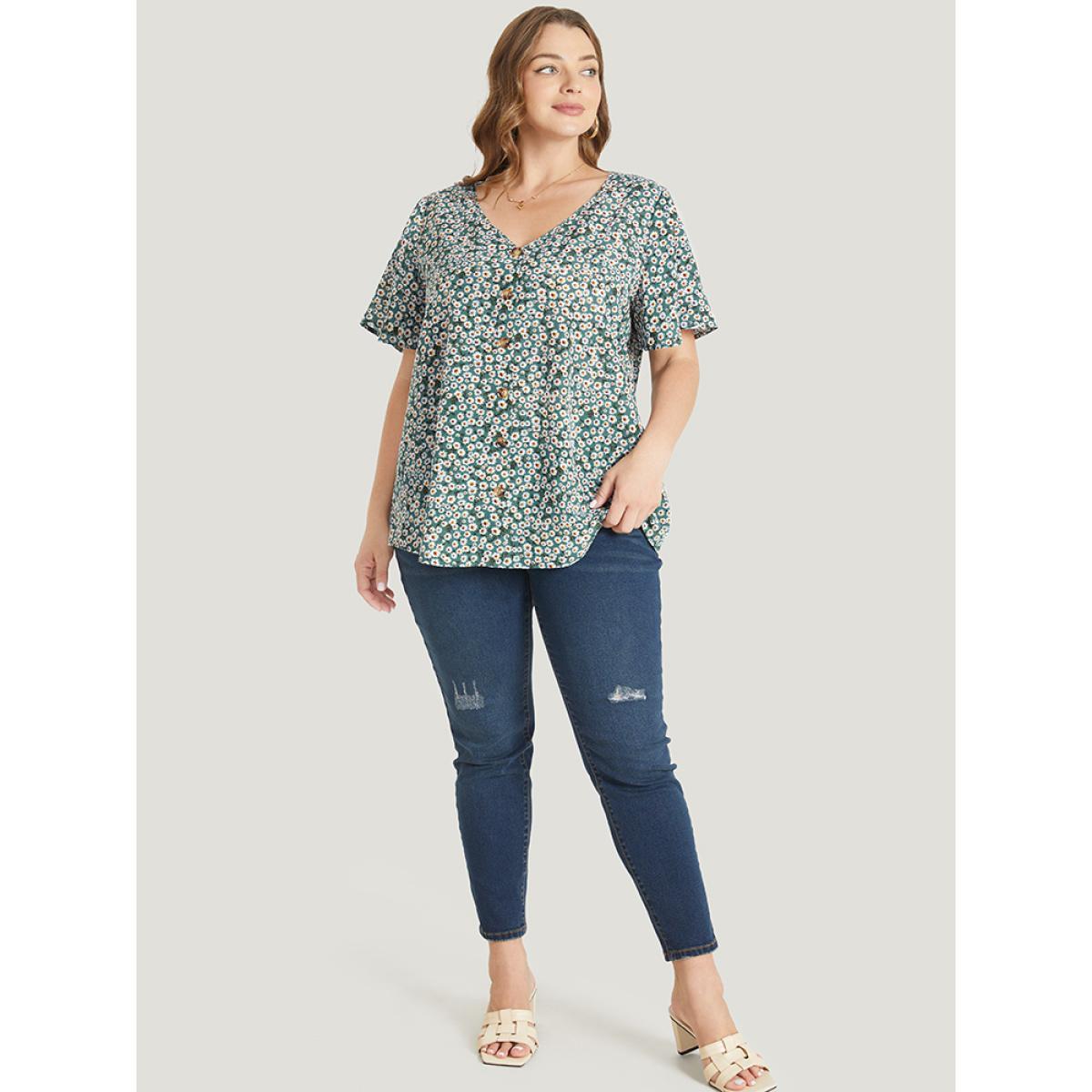 Plus Size Mint Daisy Floral Button Detail Ruffle Sleeve Blouse Women Elegant Short sleeve V-neck Dailywear Blouses BloomChic 18-20/2X Product Image