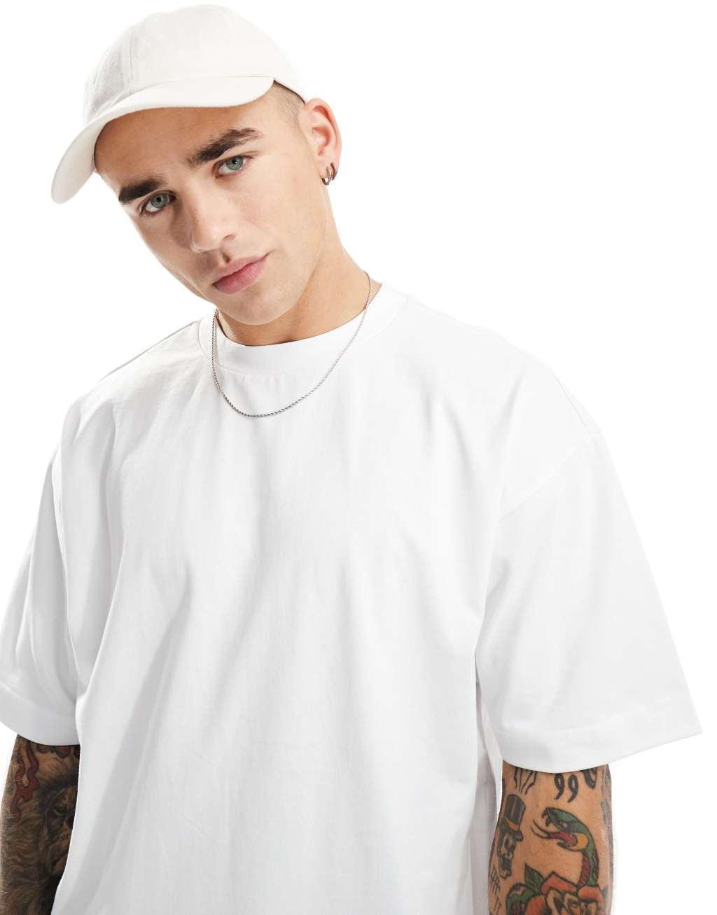 Cotton On box fit plain t-shirt in white Product Image