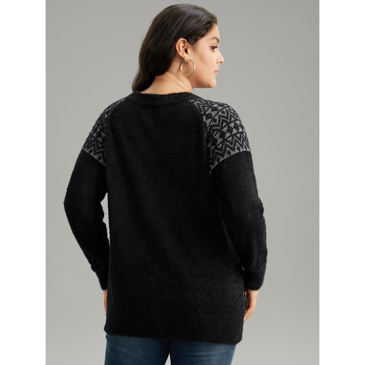 Plus Size Bandana Print Fuzzy Sparkly Pullover Black Women Casual Loose Long Sleeve Round Neck Dailywear Pullovers BloomChic 12/L Product Image