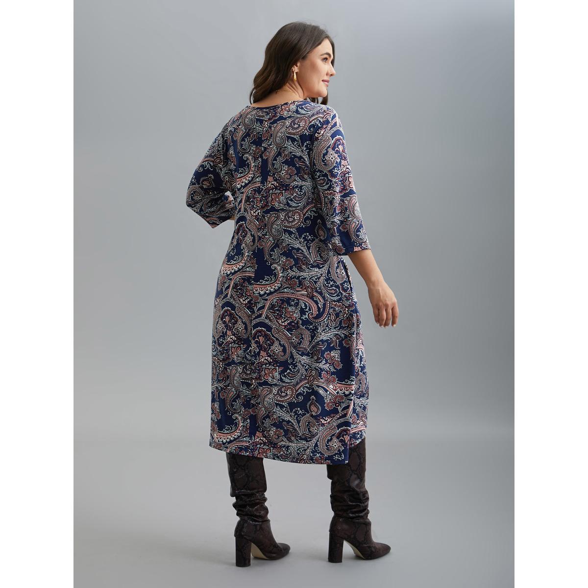 Plus Size Wrap Hem Bandana Floral Dress Navy Women Casual Overlapping Knit Dresses Bloomchic 30/6X Product Image