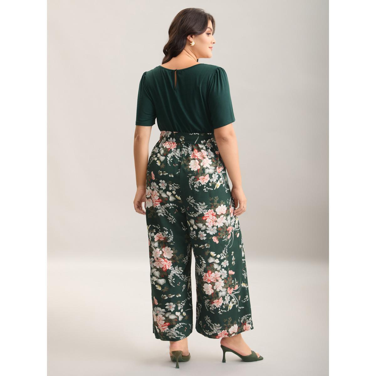 Plus Size DarkGreen Color Contrast Belted Panel Pockets Jumpsuit Women Elegant Short sleeve Square Neck Everyday-Elegant Loose Jumpsuits BloomChic 14-16/1X Product Image
