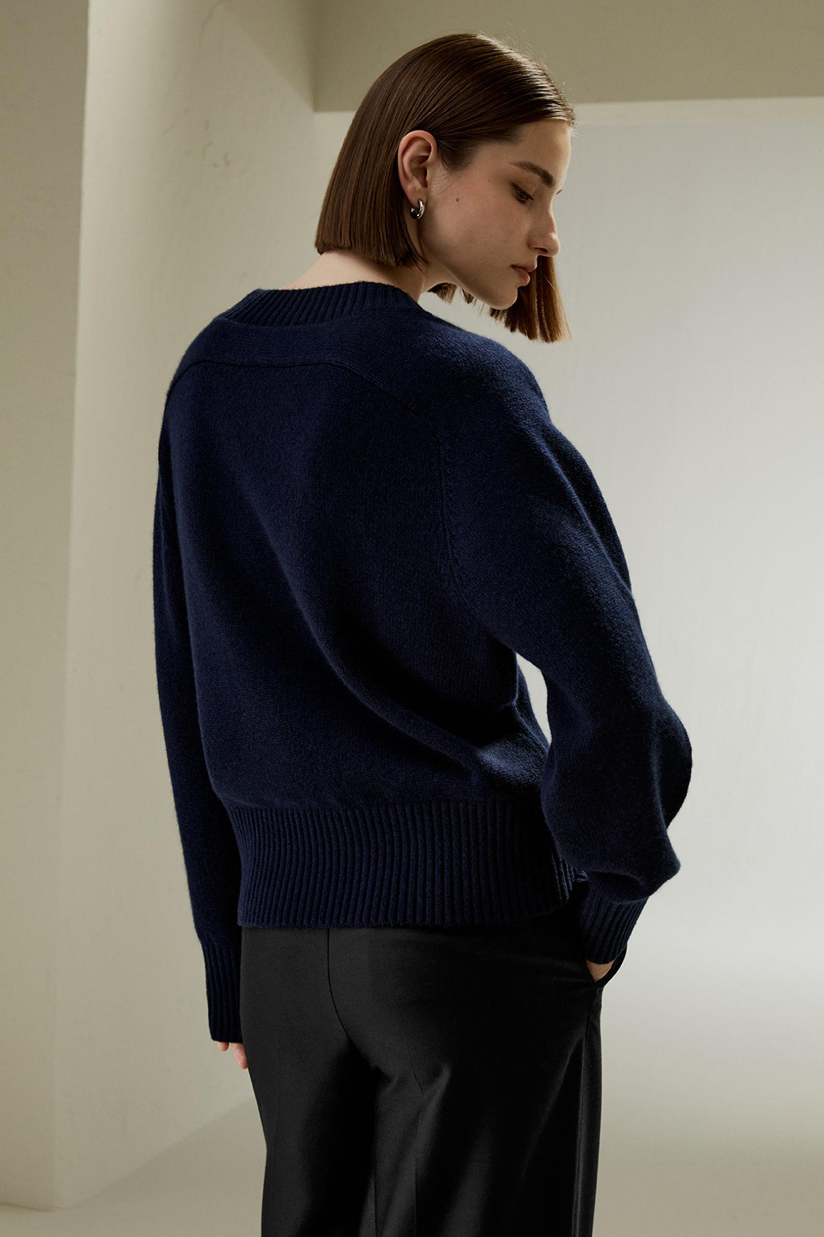 V-Neck Relaxed Fit Wool Cashmere Blend Sweater Product Image