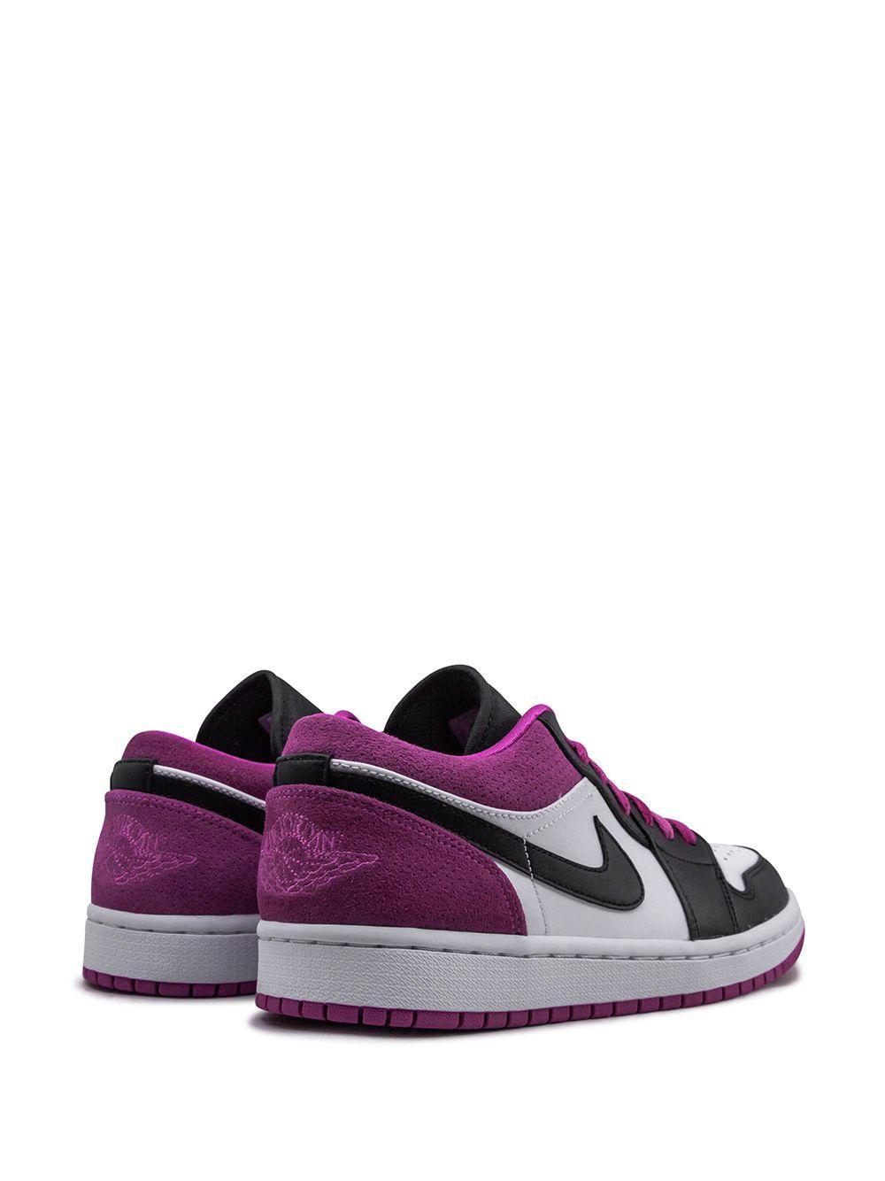Air Jordan 1 Low SE "Fuchsia" sneakers Product Image