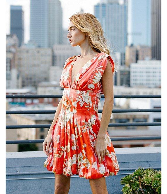 CIEBON Lyss Floral Print V-Neck Cap Sleeve Bubble Mini Dress Product Image