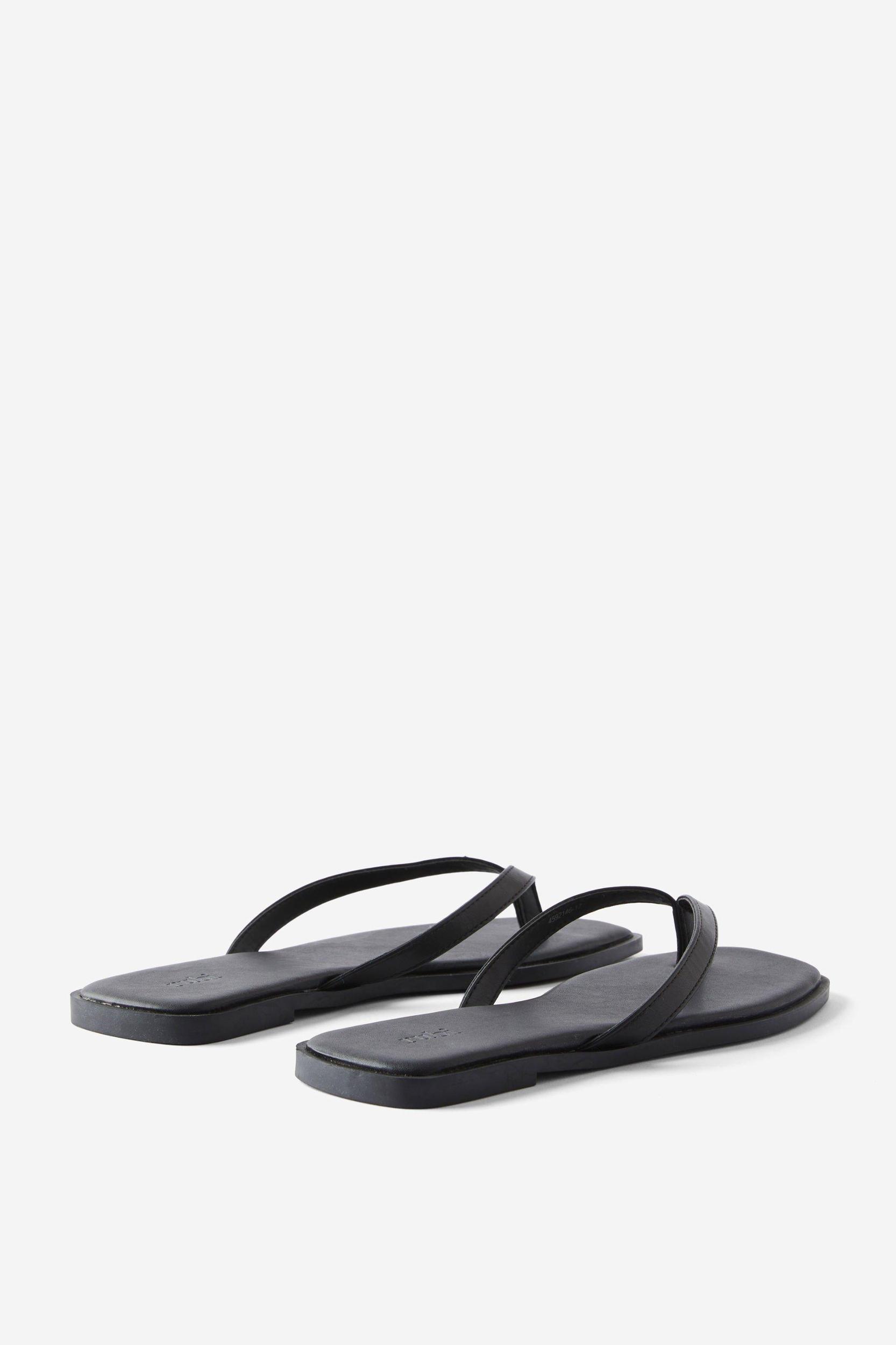 Byron Slide Product Image