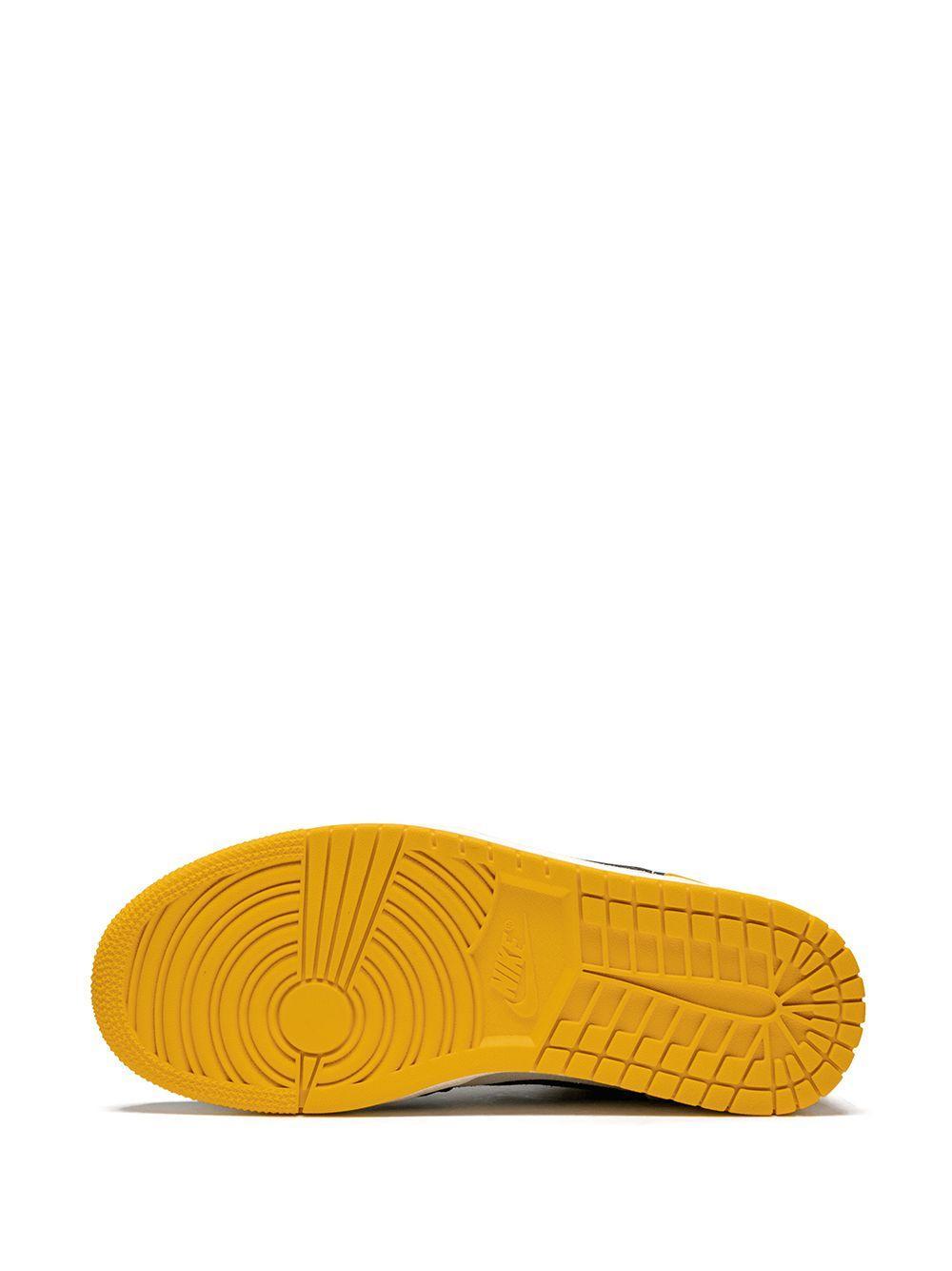 Air Jordan 1 Low "University Gold" sneakers Product Image