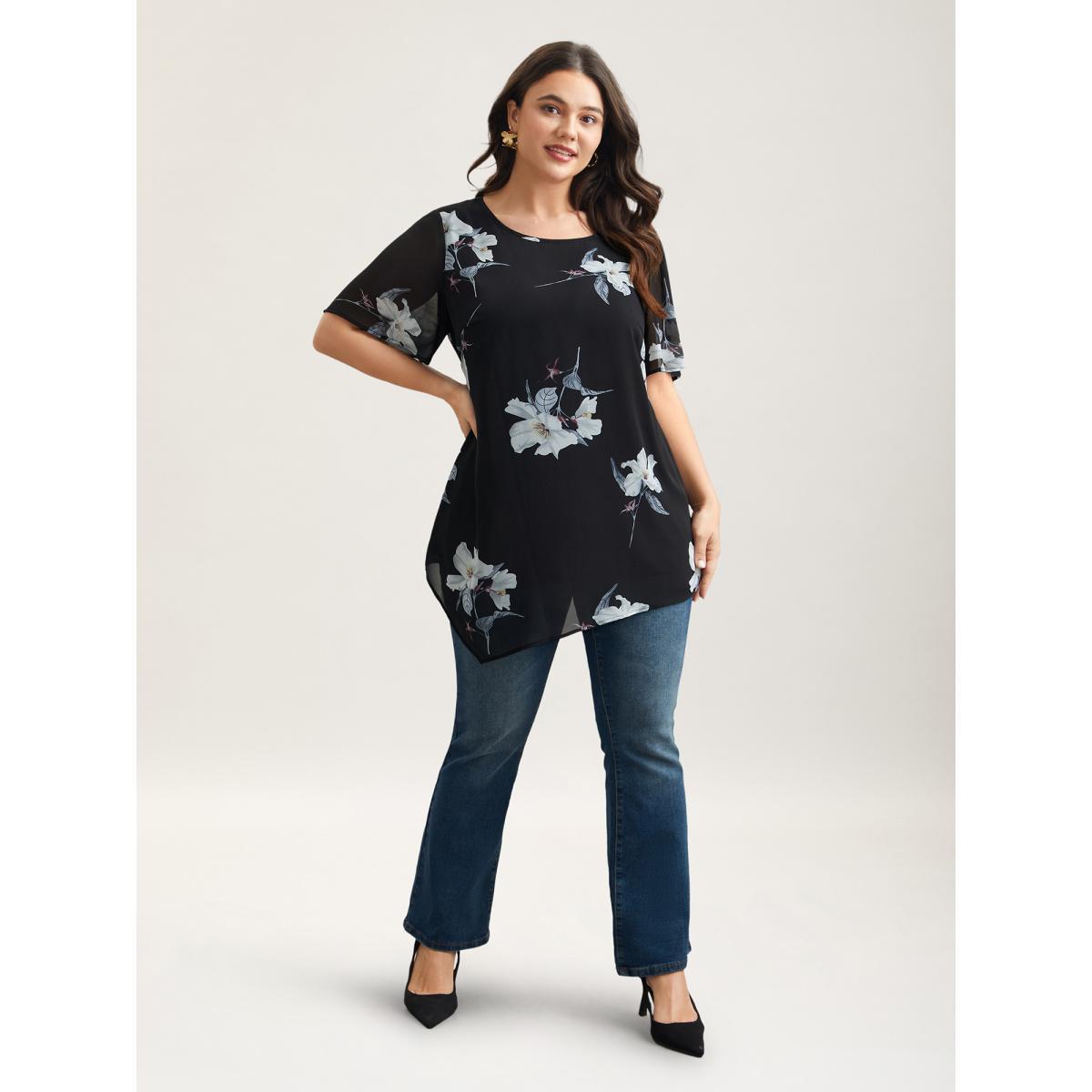 Plus Size Black Chiffon Floral Round Neck Shirt Women Elegant Short sleeve Round Neck Everyday Blouses BloomChic 30/6X Product Image