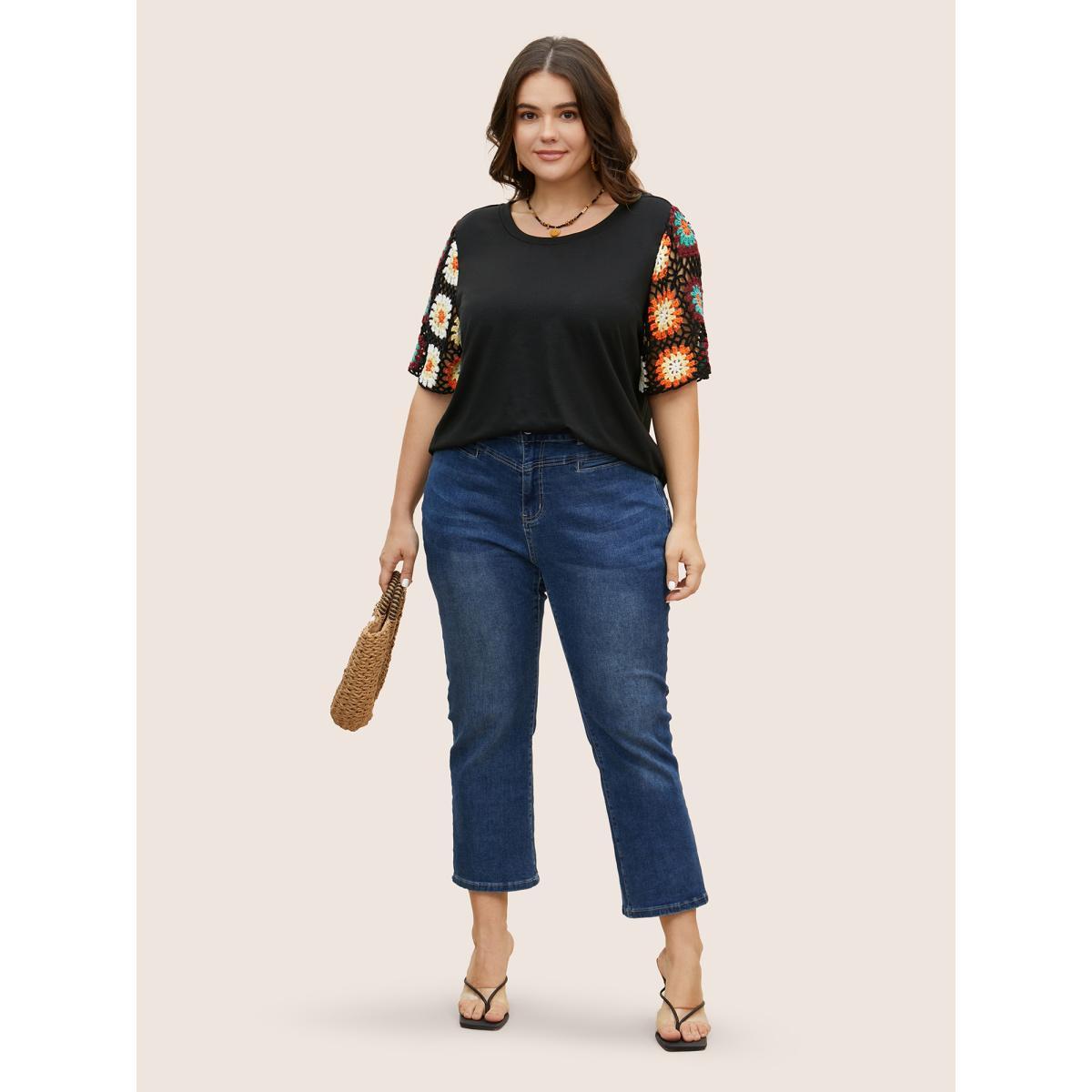 Plus Size Round Neck Crochet Floral Patchwork T-shirt Black Women Resort Contrast Natural Flowers Round Neck Vacation T-shirts BloomChic 10/M Product Image