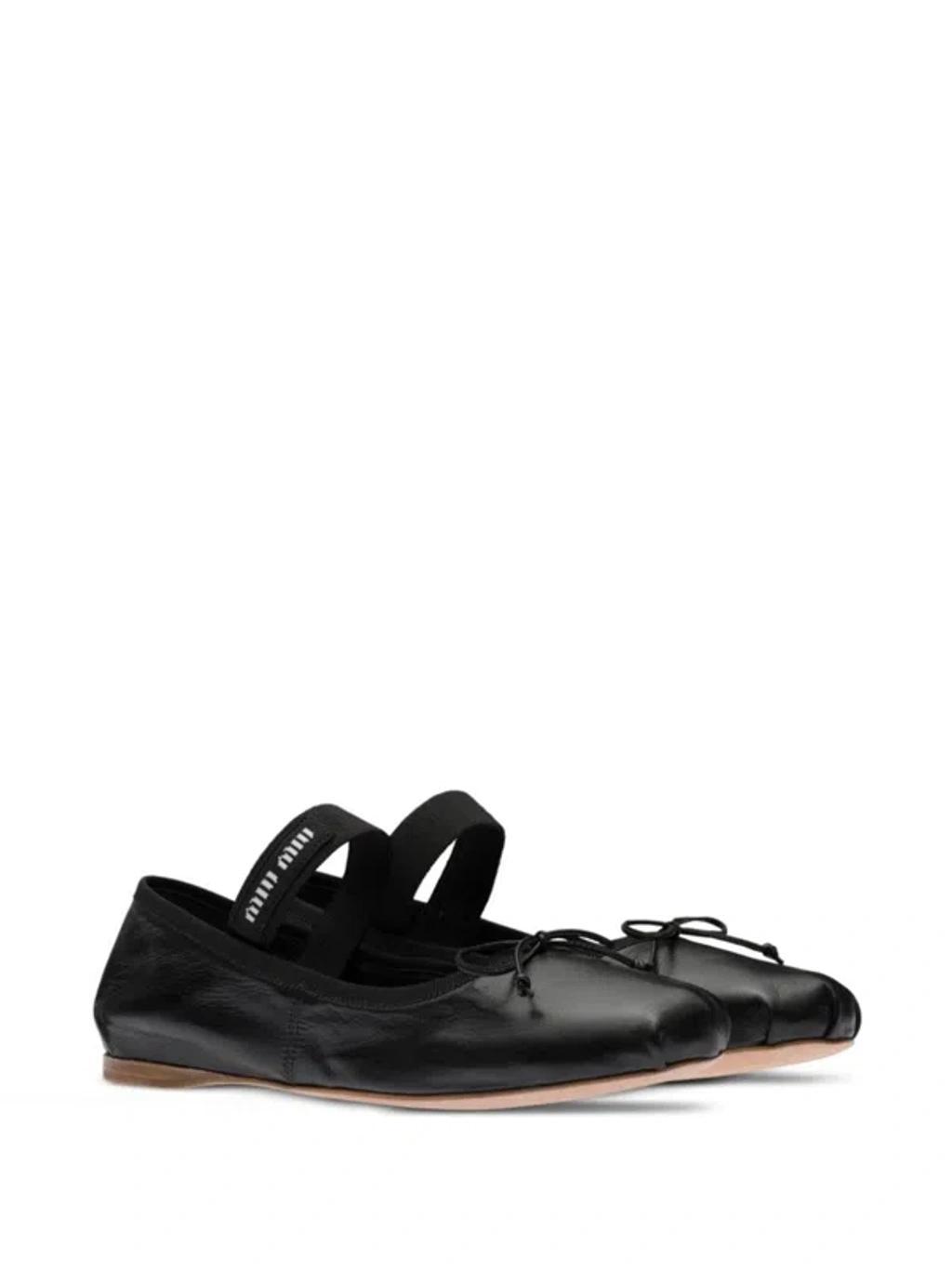 logo-strap ballerina shoes Product Image