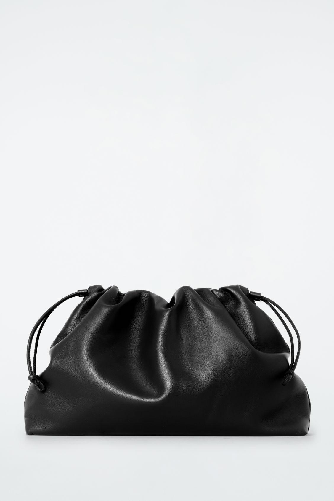 CAVATELLI CLUTCH BAG - LEATHER Product Image
