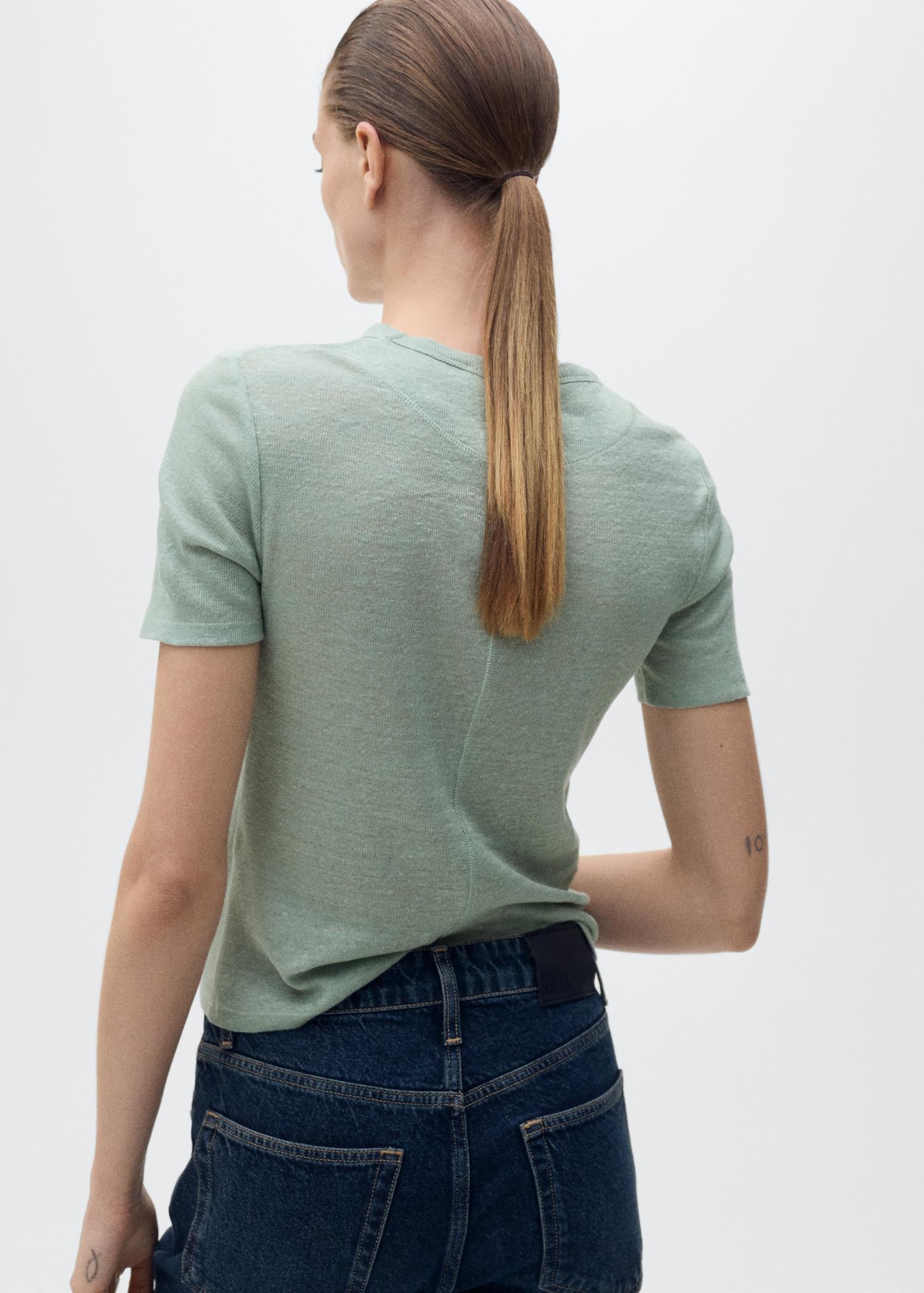 Fitted linen t-shirt - Women | MANGO USA Product Image