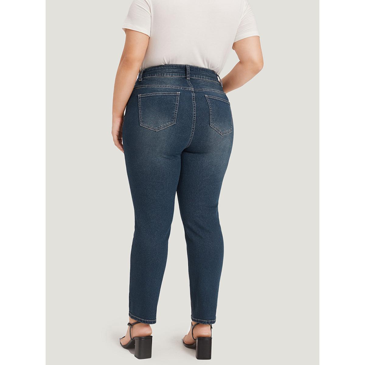 Plus Size Solid High Rise Pocket Dark Wash Jeans Women Midnight Casual Plain Plain High stretch Pocket Jeans BloomChic 26/4X Product Image