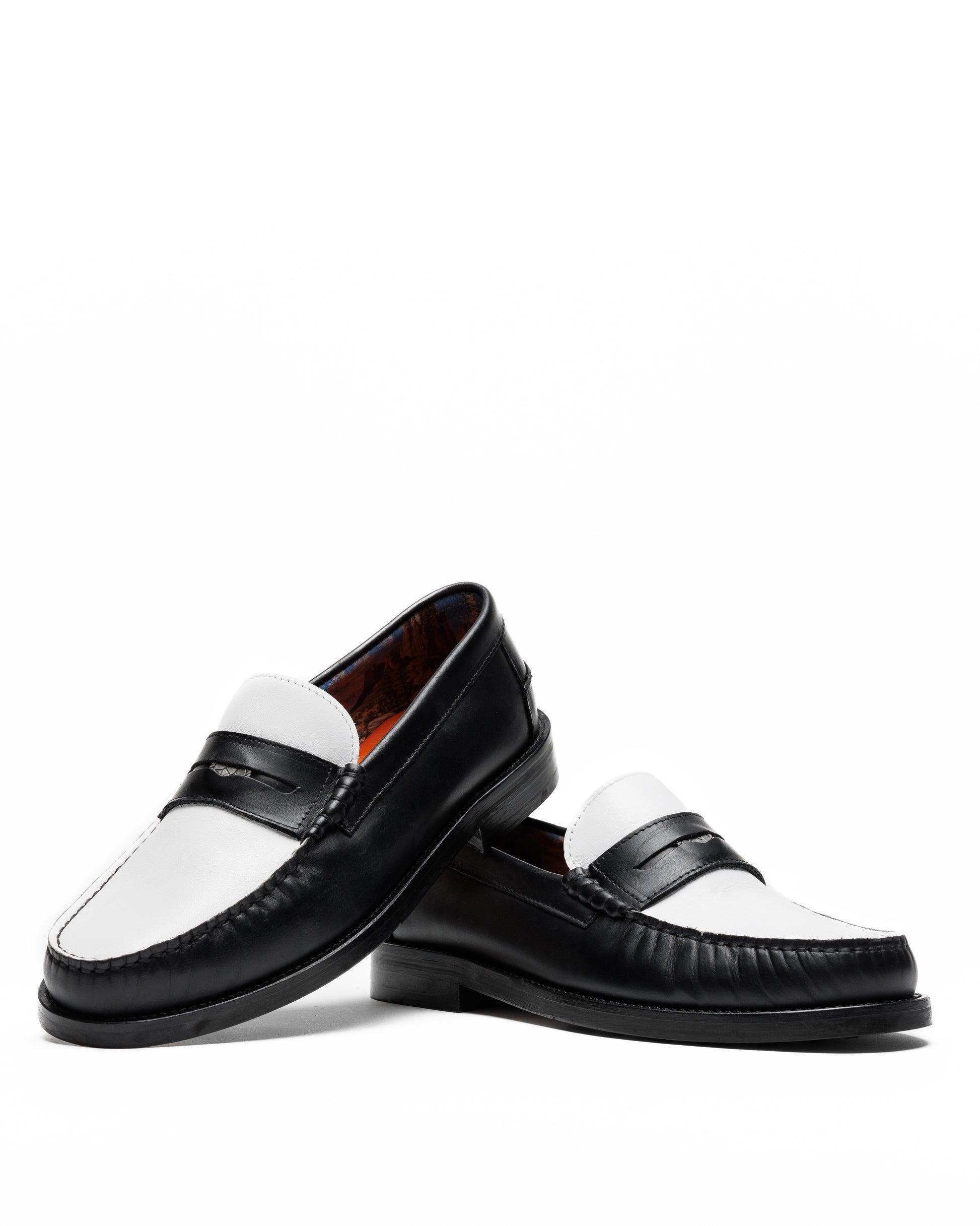 Riviera Black/White Leather Product Image