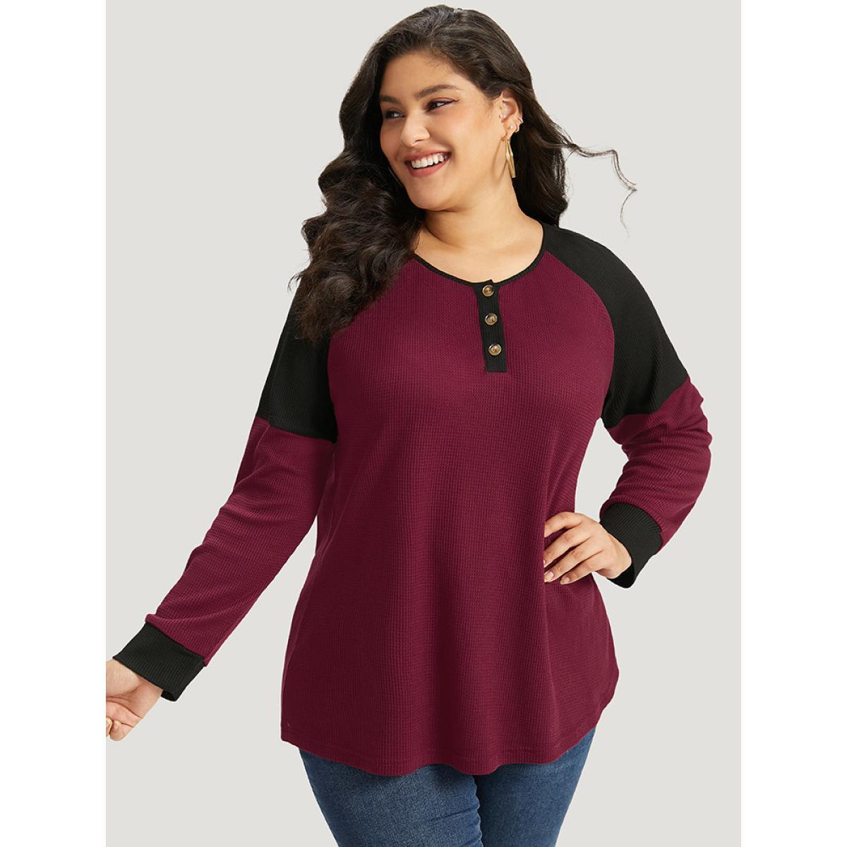 Plus Size Waffle Knit Two Tone Raglan Sleeve T-shirt Burgundy Women Casual Elastic cuffs Plain Open Front Dailywear T-shirts BloomChic 30/6X Product Image