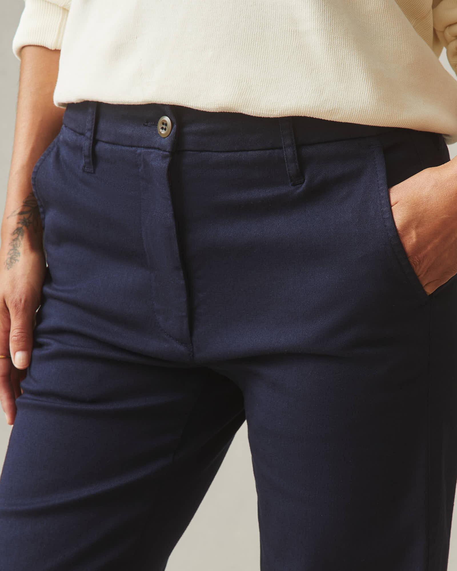 Women's Sawbuck Chino - Dress Navy Female Product Image