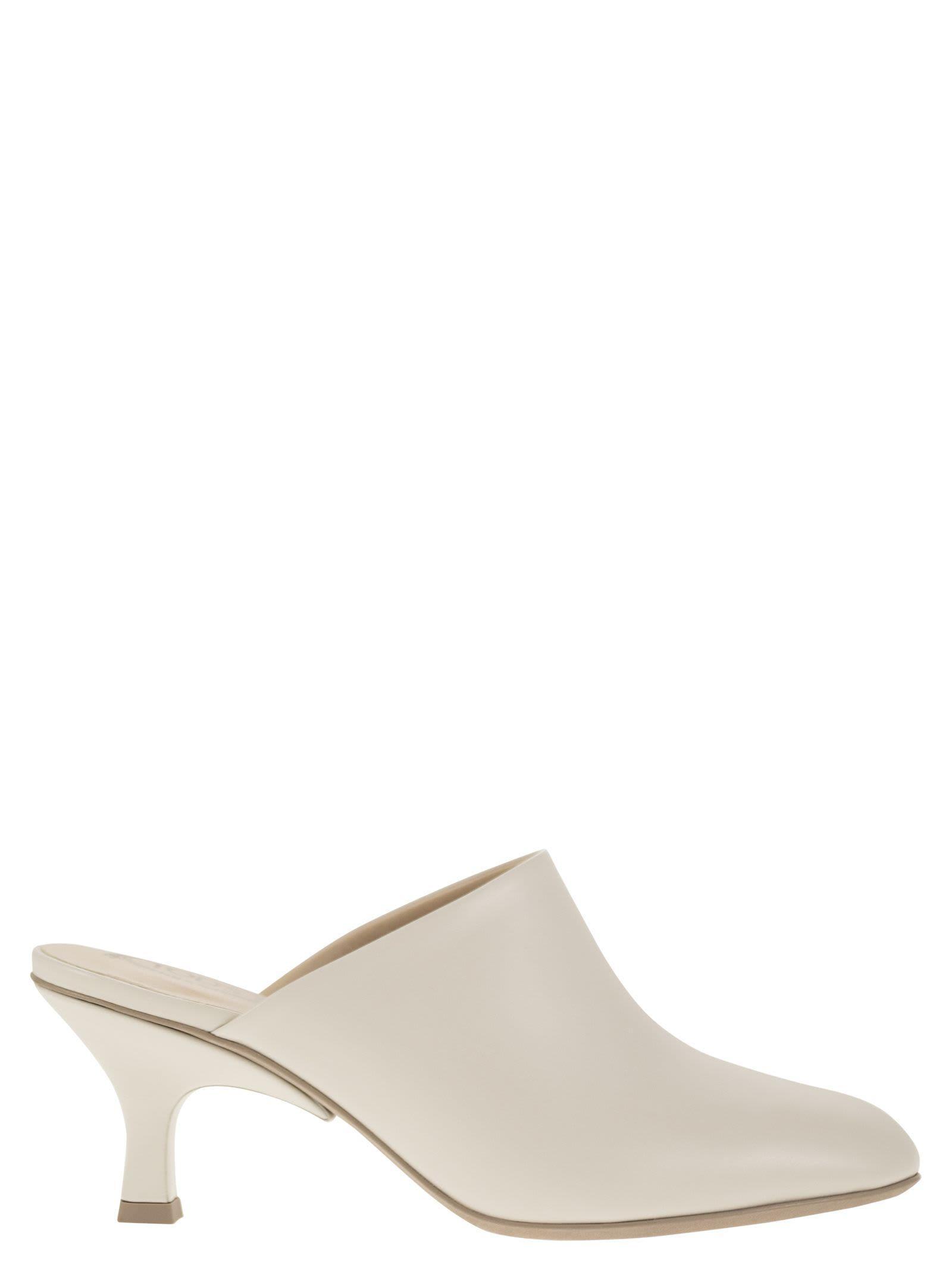 TOD'S Leather Sabot In White Product Image