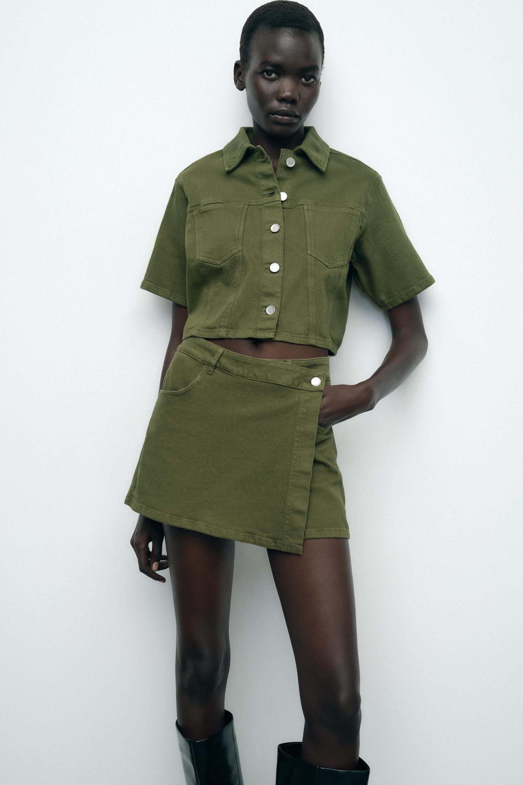 CROP SHIRT Product Image