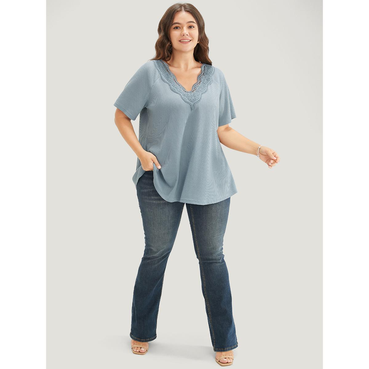 Plus Size Solid Raglan Sleeve Contrast Lace Waffle Knit T-shirt Stone Women Elegant Plain V-neck Dailywear T-shirts BloomChic 14-16/1X Product Image