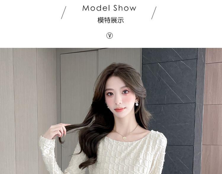 Long Sleeve Round Neck Plain Bodycon Midi Dress Product Image
