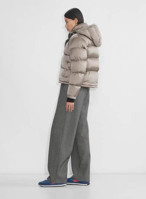 the super puff™ shorty Product Image