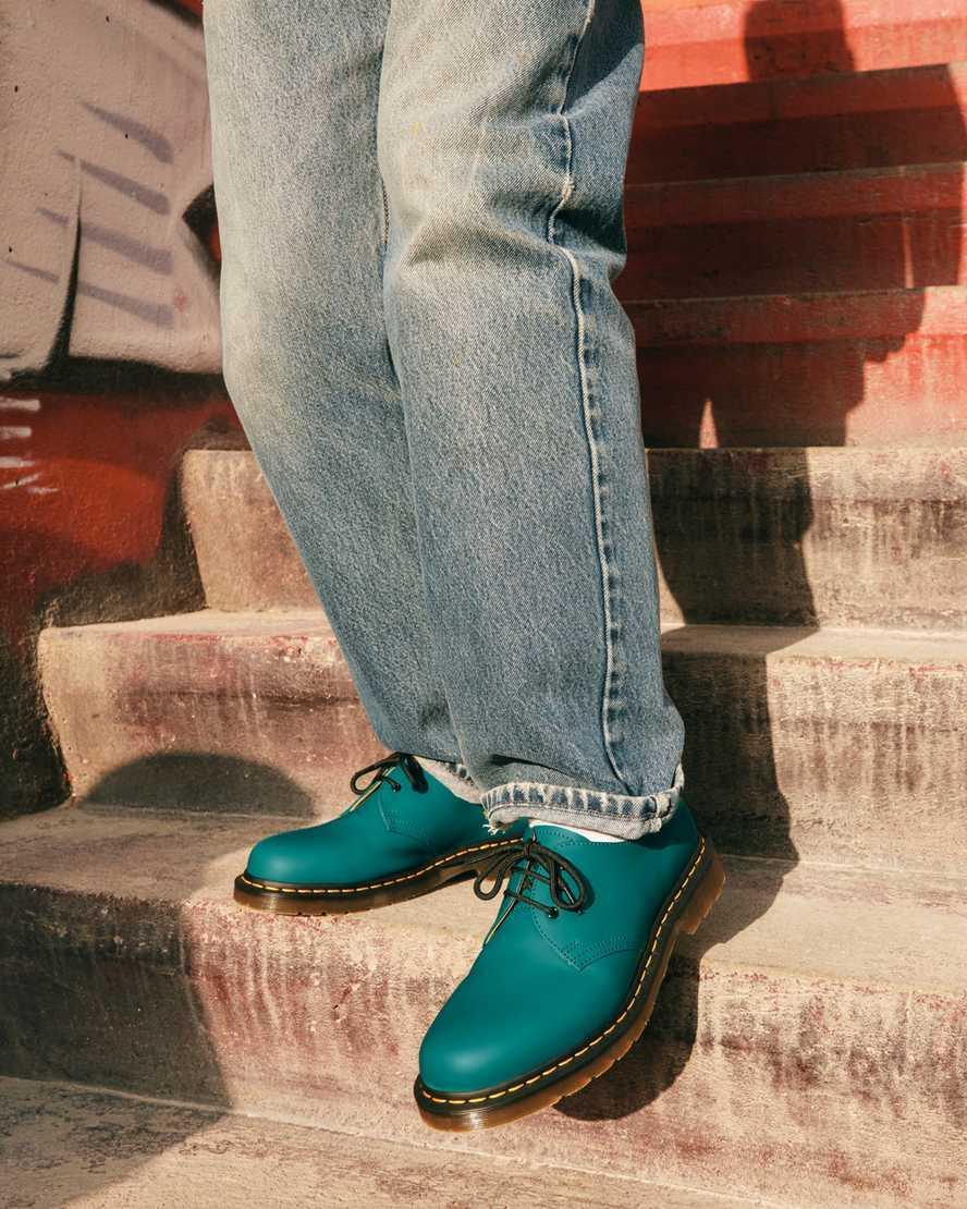 Dr. Martens Mens 1461 Smooth Leather Oxfords Product Image