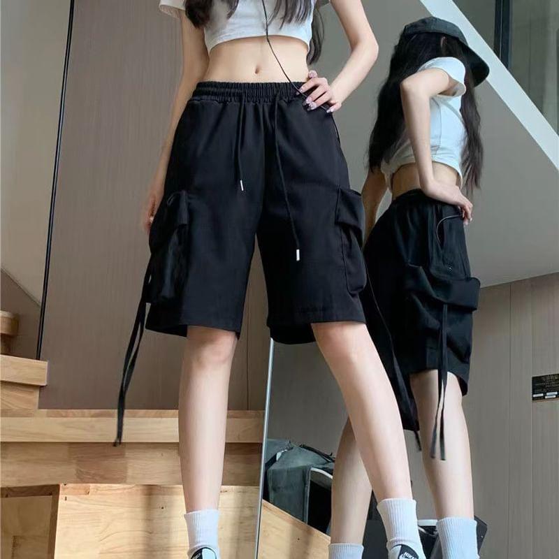 Mid Rise Plain Drawstring Shorts Product Image