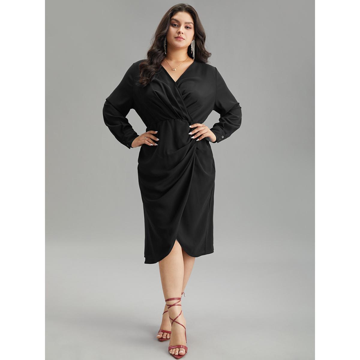 Plus Size Static-Free Solid Plicated Detail Wrap Dress Black Women Glamour Plain V-neck Long Sleeve Curvy Midi Dress BloomChic 22-24/3X Product Image