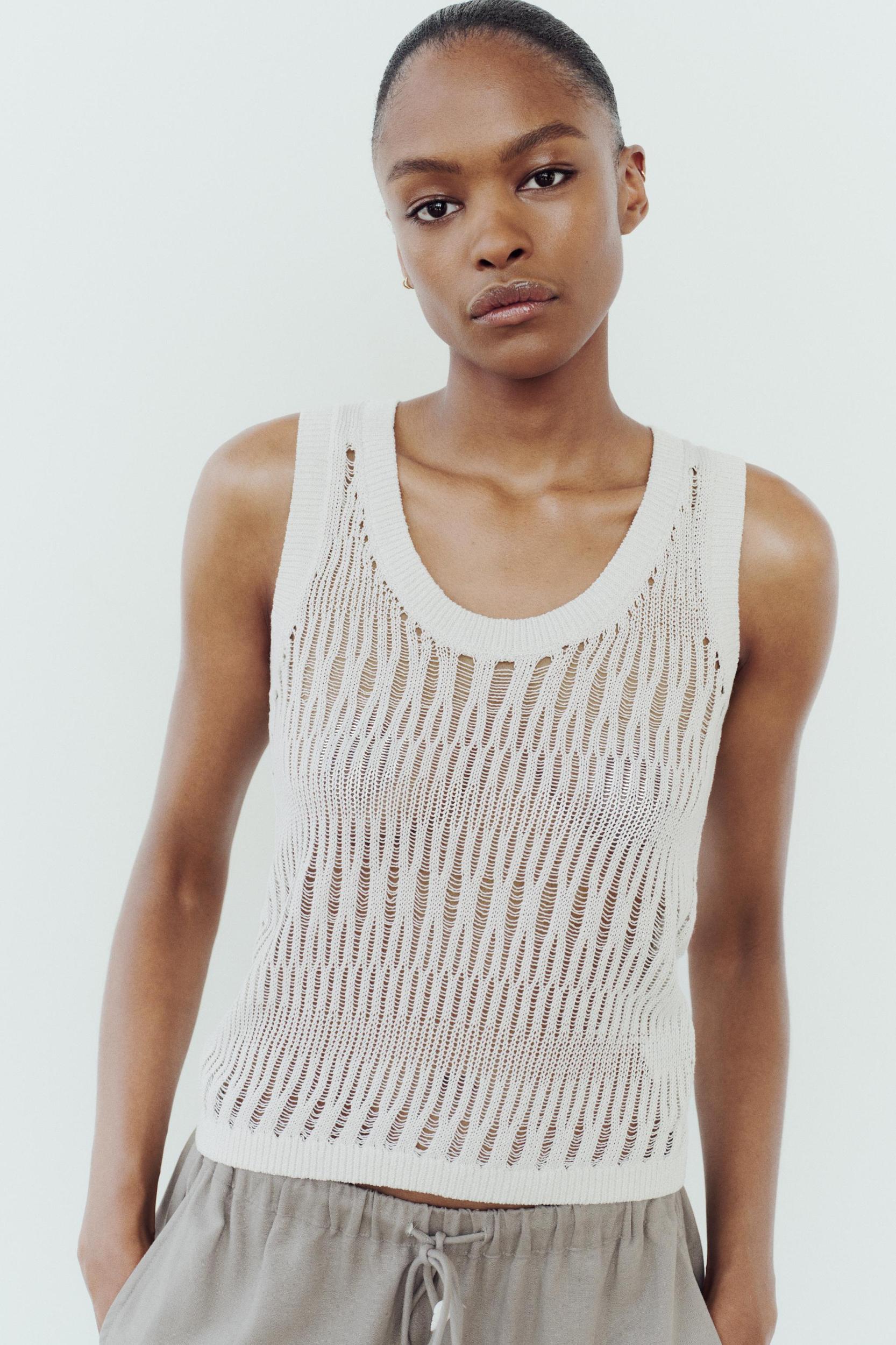 SLEEVELESS TOP WITH METALLIC THREAD Product Image