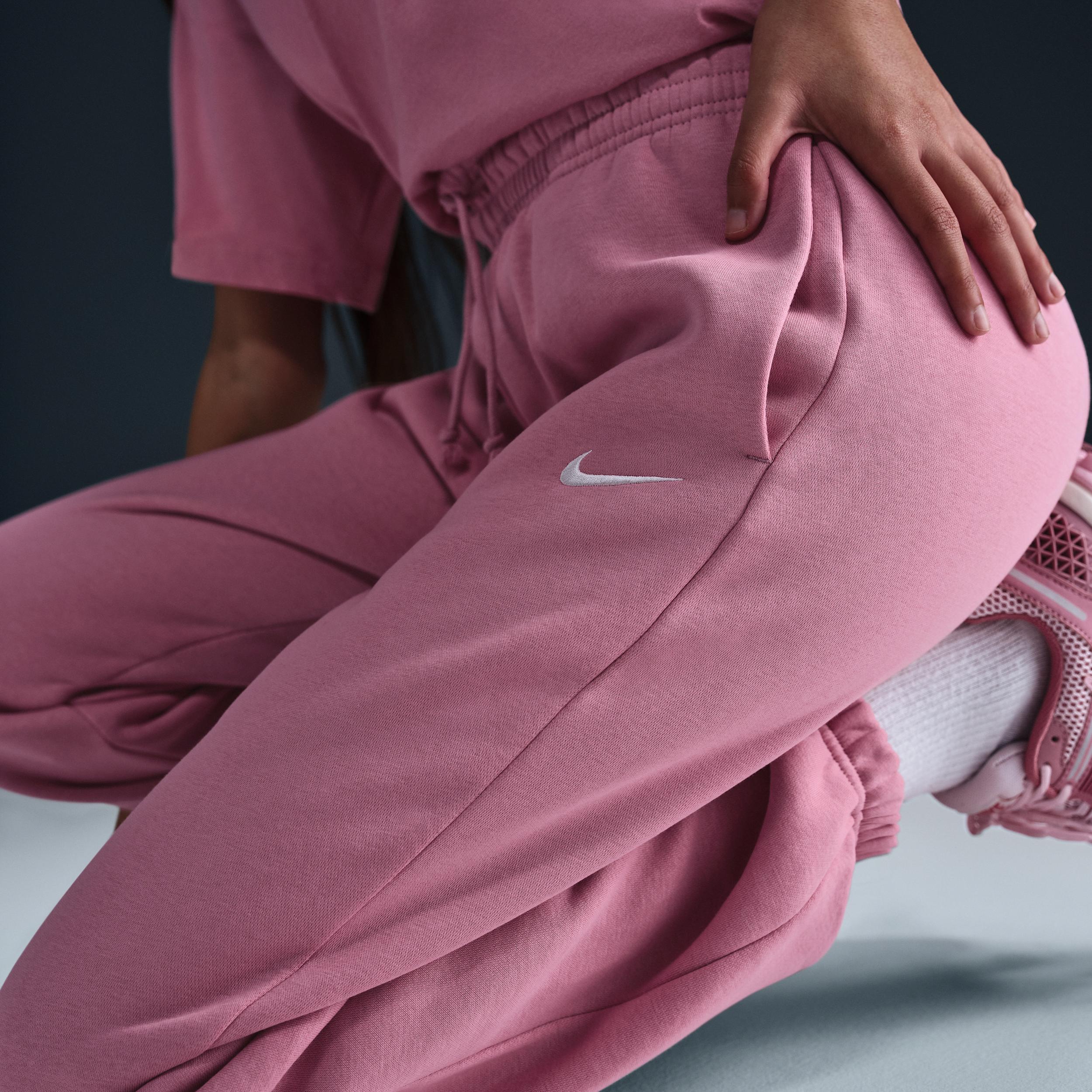 Nike Womens Sportswear Phoenix Fleece Oversized High-Waisted Jogger Pants Product Image