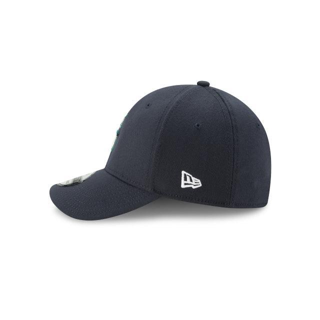 Cleveland Guardians Team Classic Home 39THIRTY Stretch Fit Hat Male Product Image
