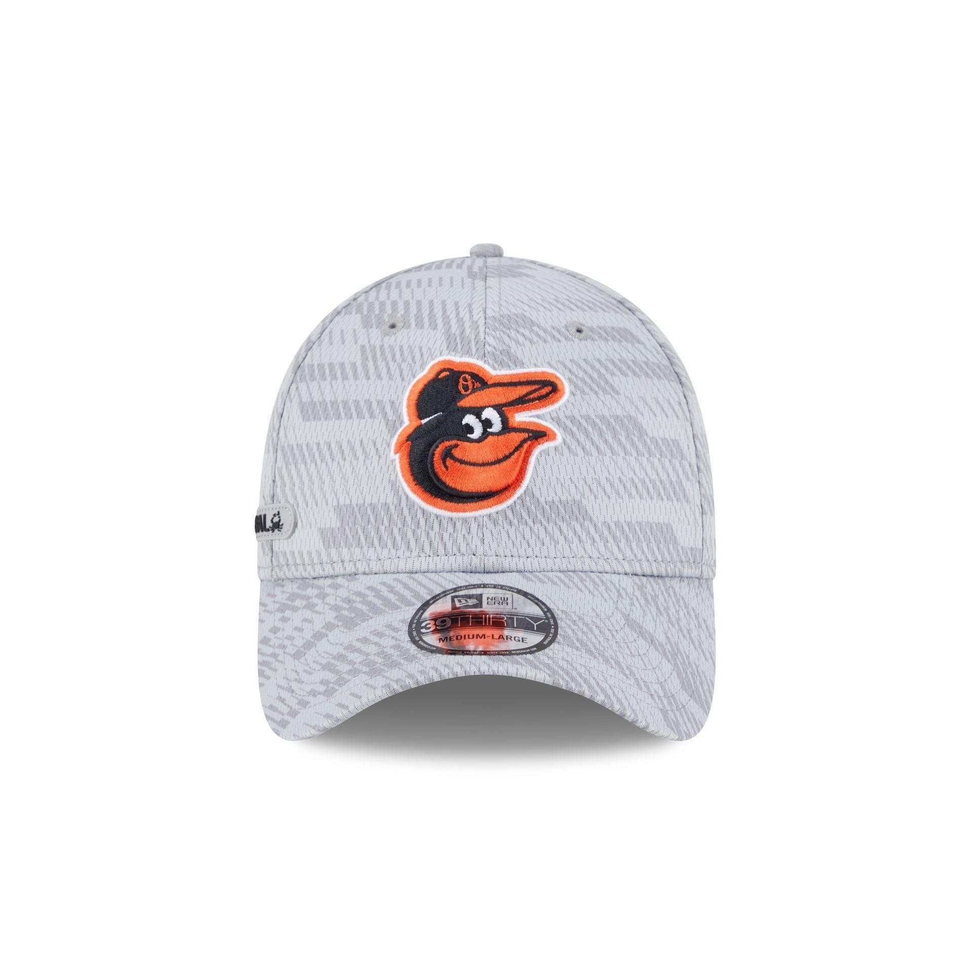 Pittsburgh Pirates 2025 Clubhouse Gray 39THIRTY Stretch Fit Male Product Image
