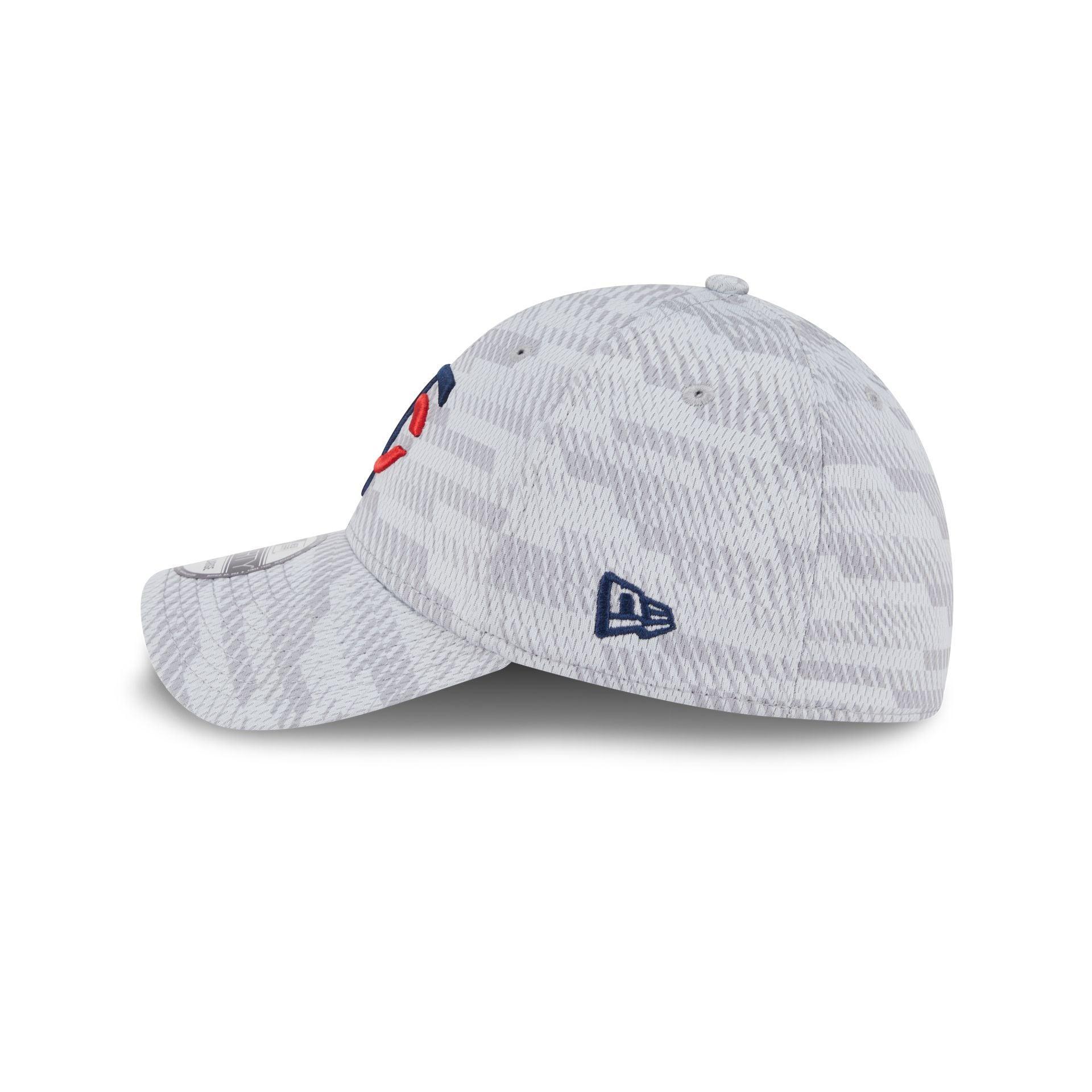 Milwaukee Brewers 2025 Clubhouse Gray 39THIRTY Stretch Fit Male Product Image