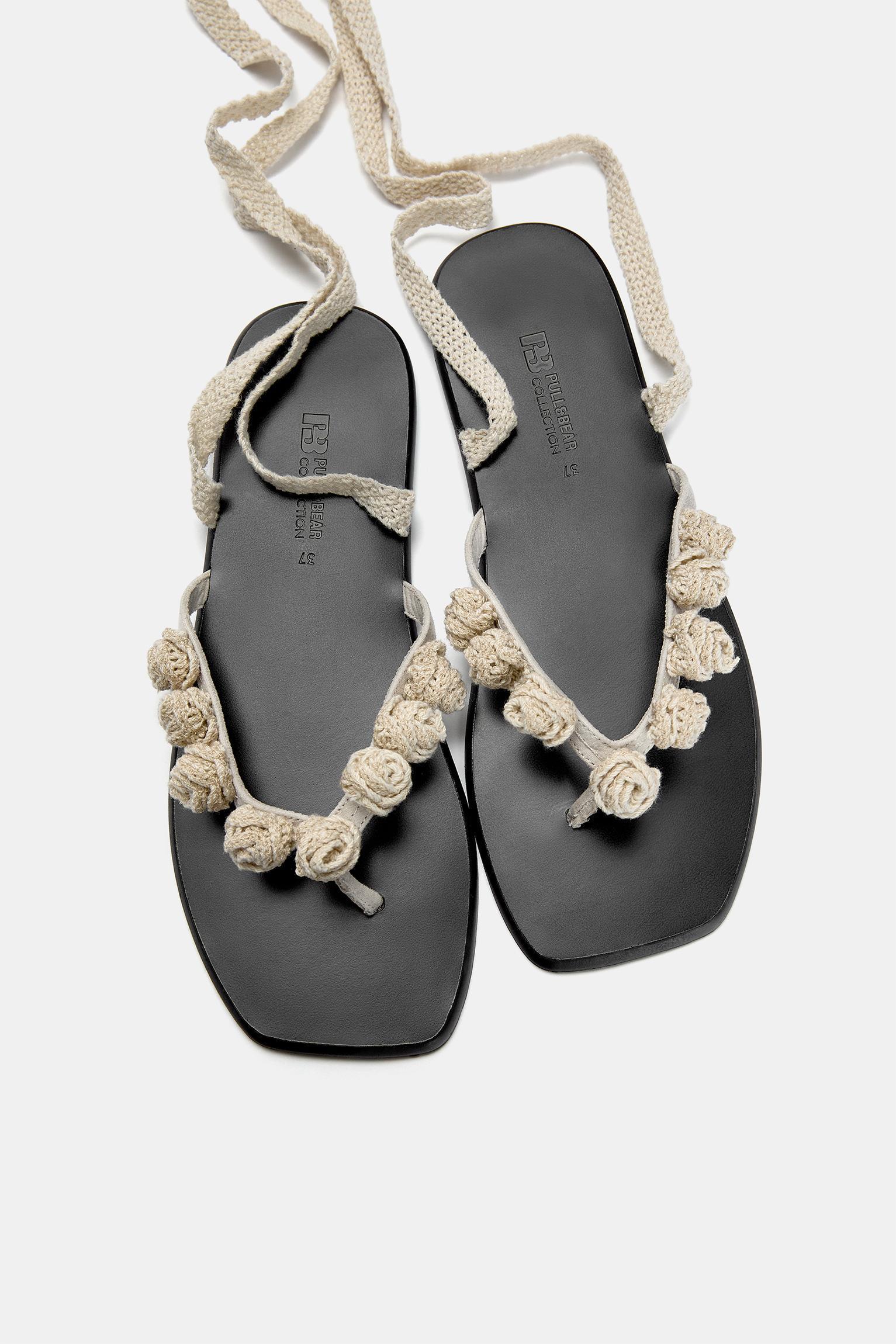 Flat crochet floral sandals Product Image