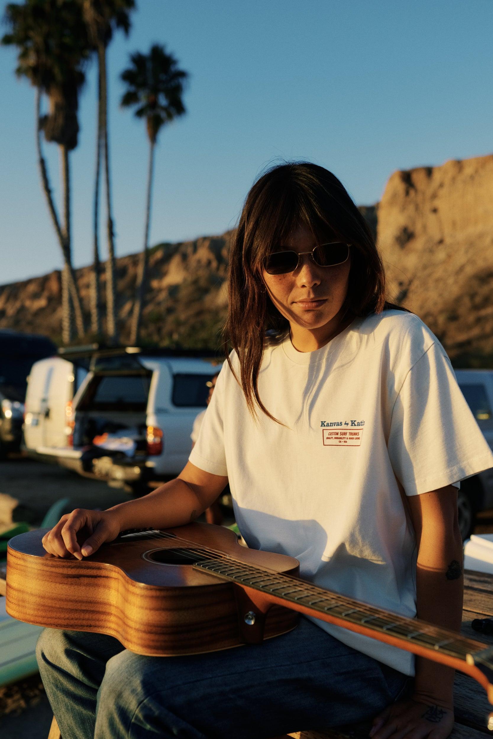 TRADITION TEE Product Image